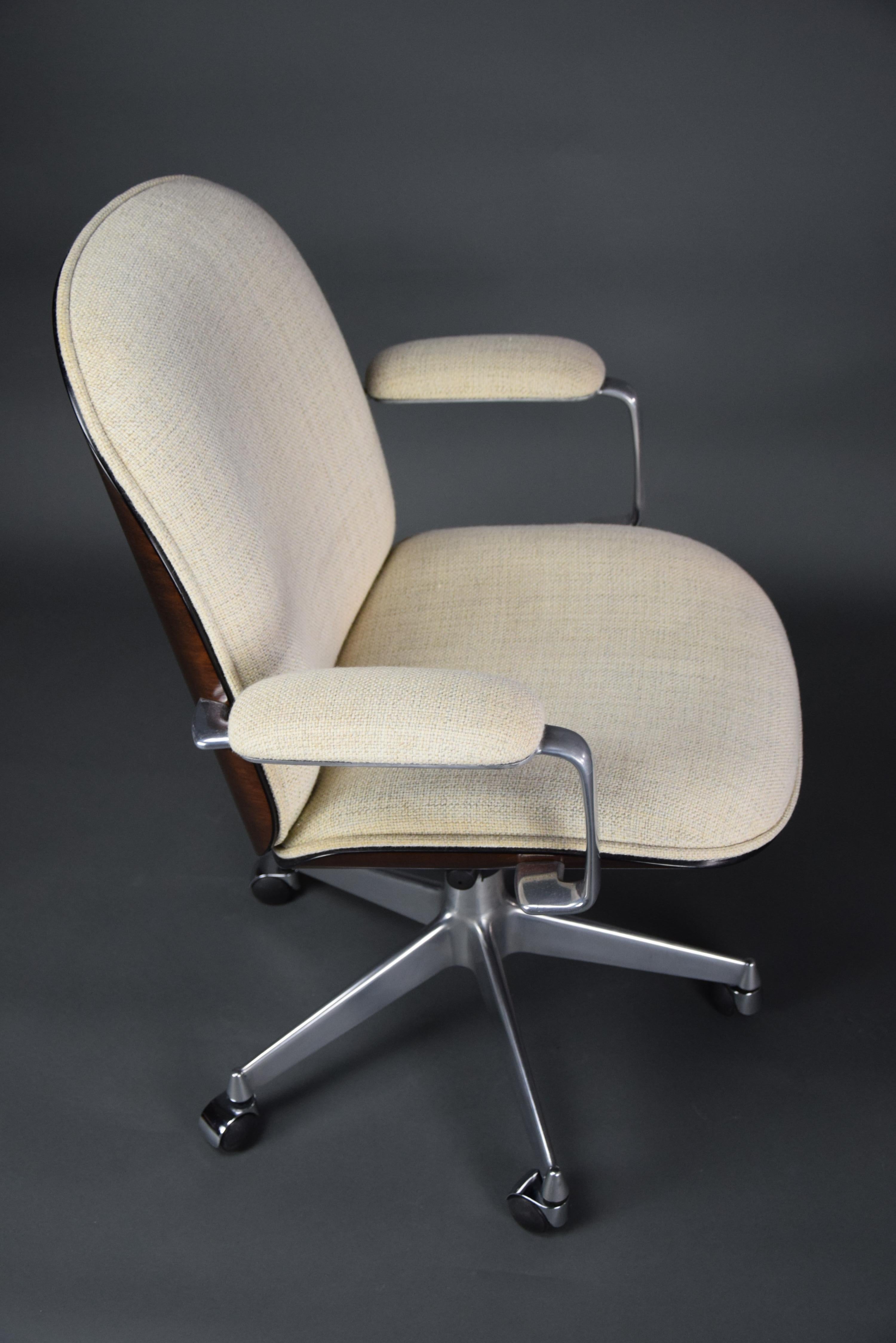 Ico Paris Executive Desk Chair for Mobli Italiani Moderni Rome 6