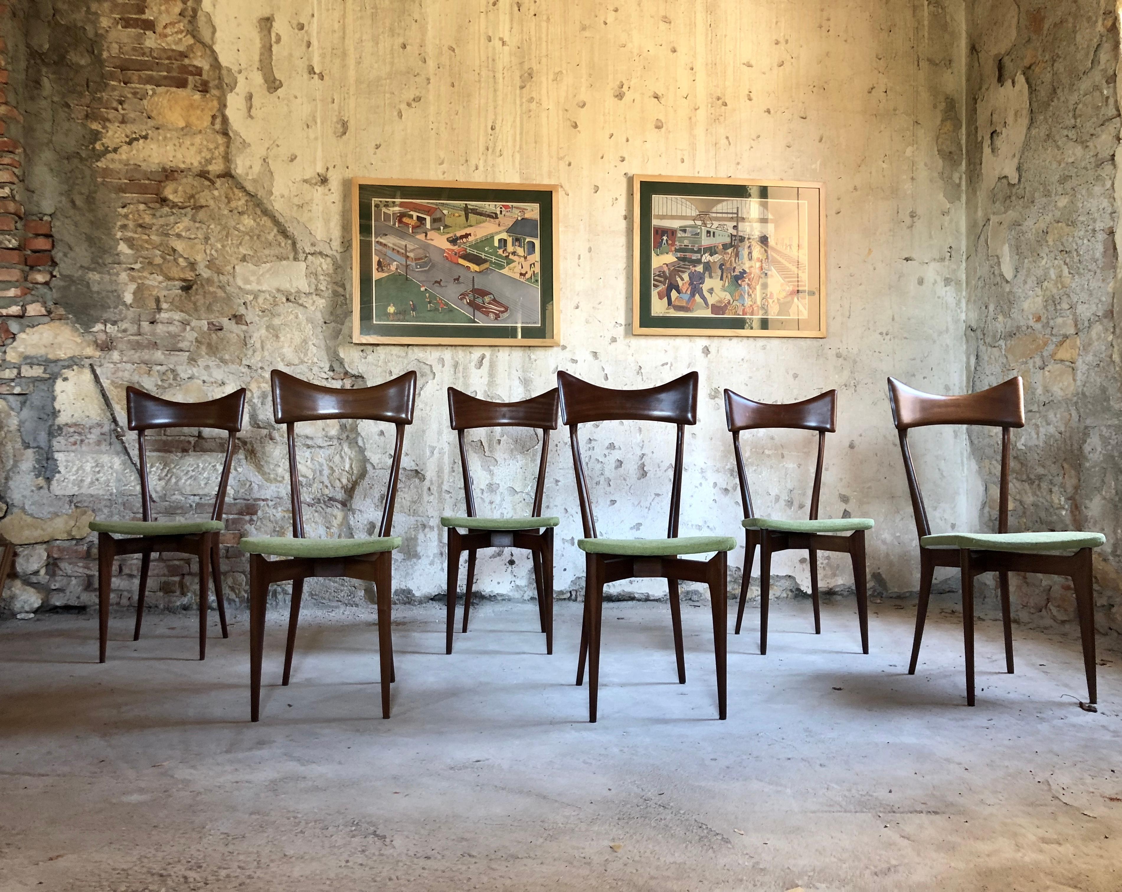 Ico Parisi and Luisa Parisi dining chairs for Ariberto Colombo, 1948, set of 6

Set of six chairs designed by Ico Parisi, circa 1945.
Produced by Ariberto Colombo in Cantù, Italy, in the 1948.
The chairs are in very good condition, recently restored