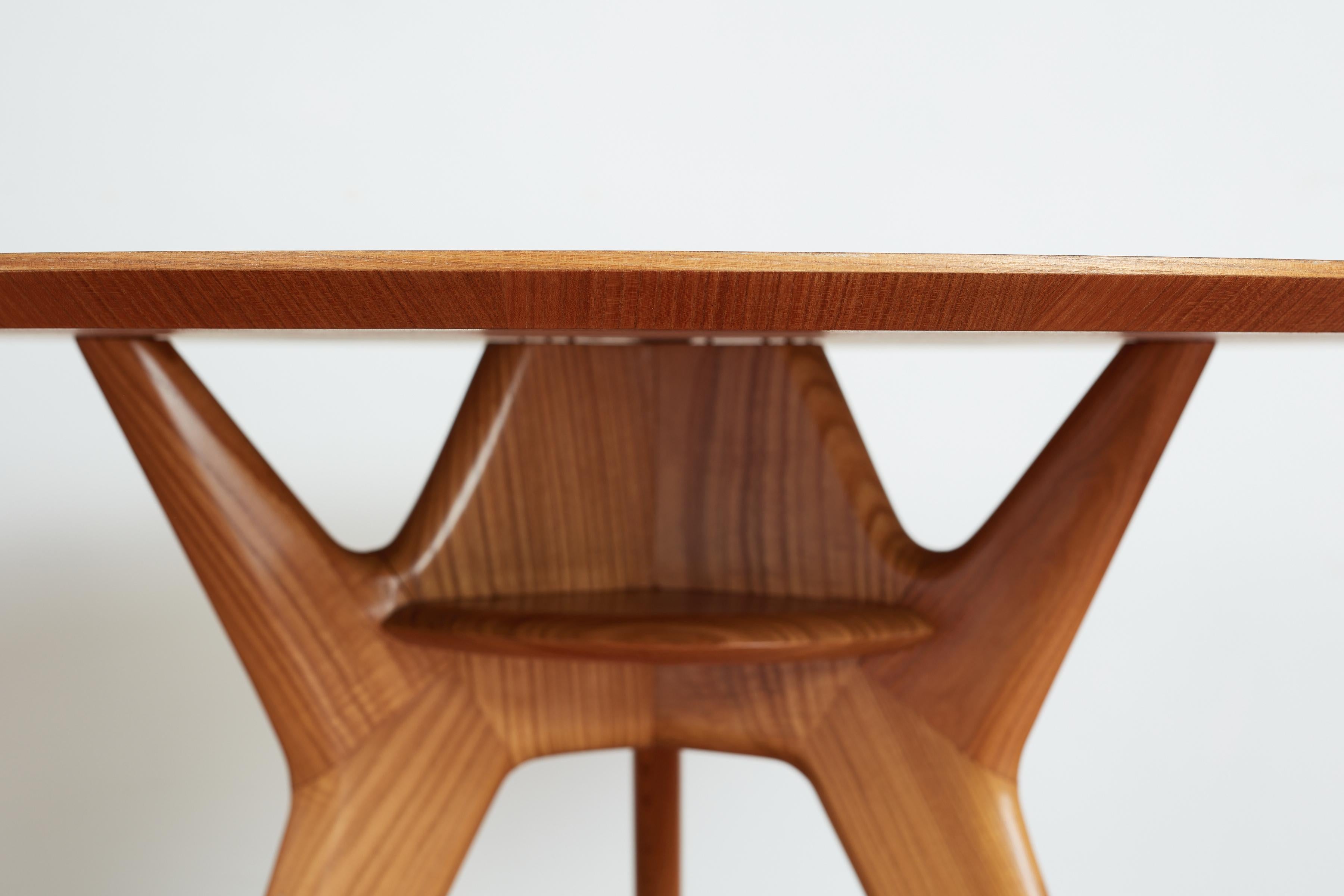 Table attribuée à Ico parisi en vente 4