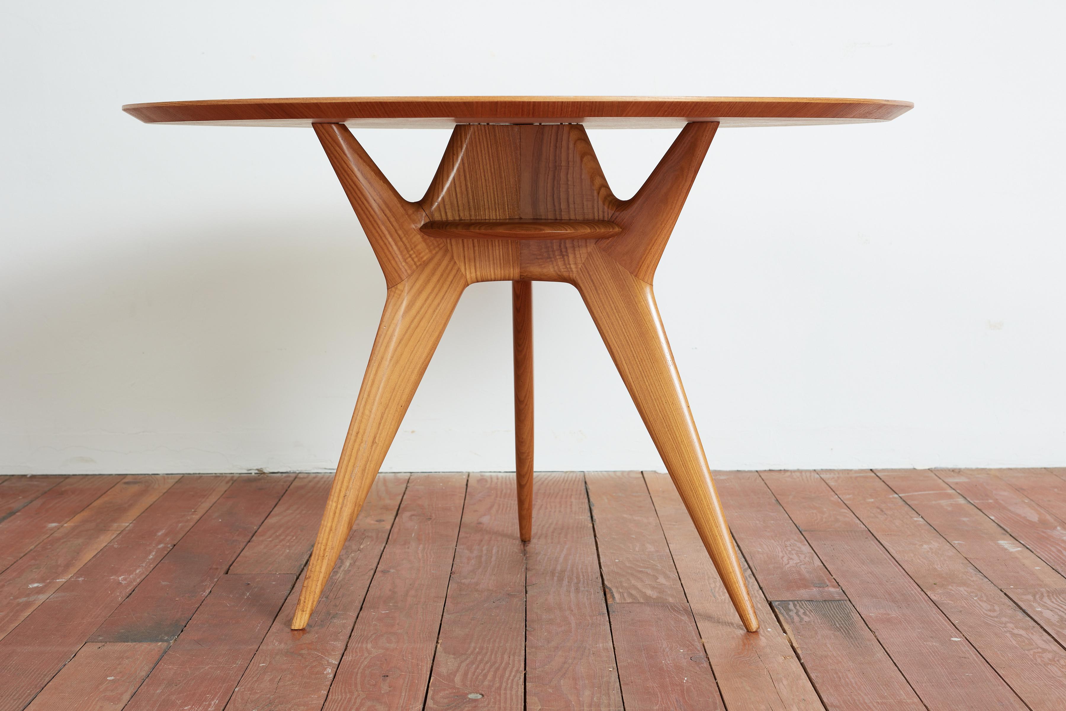 Table attribuée à Ico parisi en vente 6
