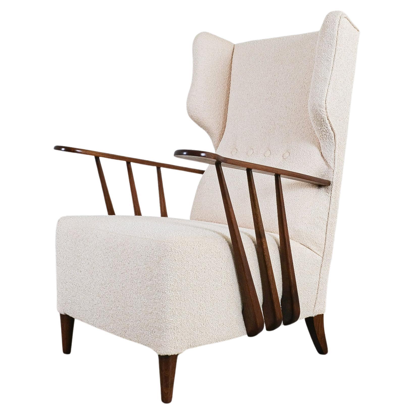 Ico Parisi Bergère Lounge Armchair Creme Bouclé Walnut, Italy 1950