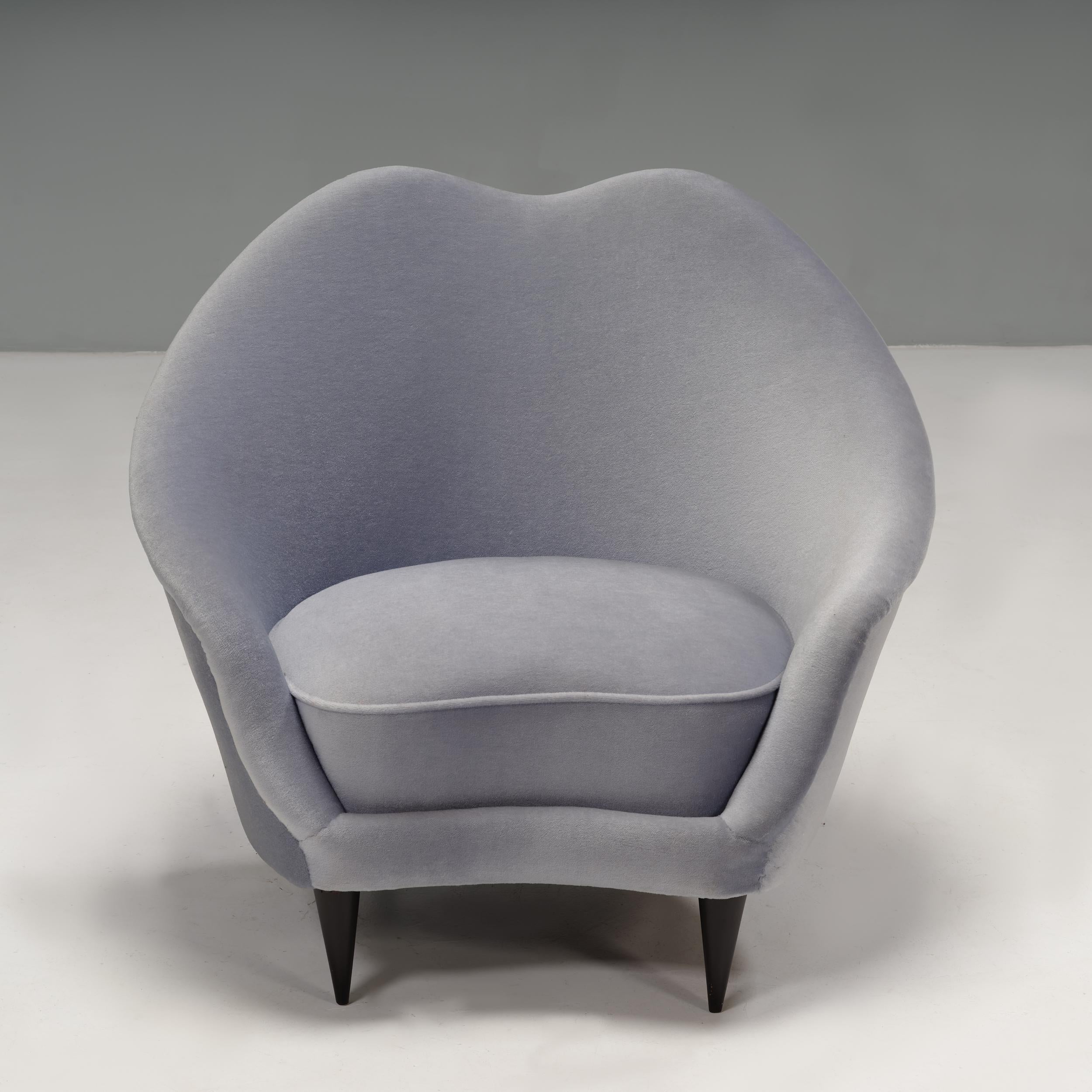 Italian Mid Century Ico Parisi Blue Velvet Cocktail Armchairs, 1950s, Set of 2 In Good Condition For Sale In London, GB