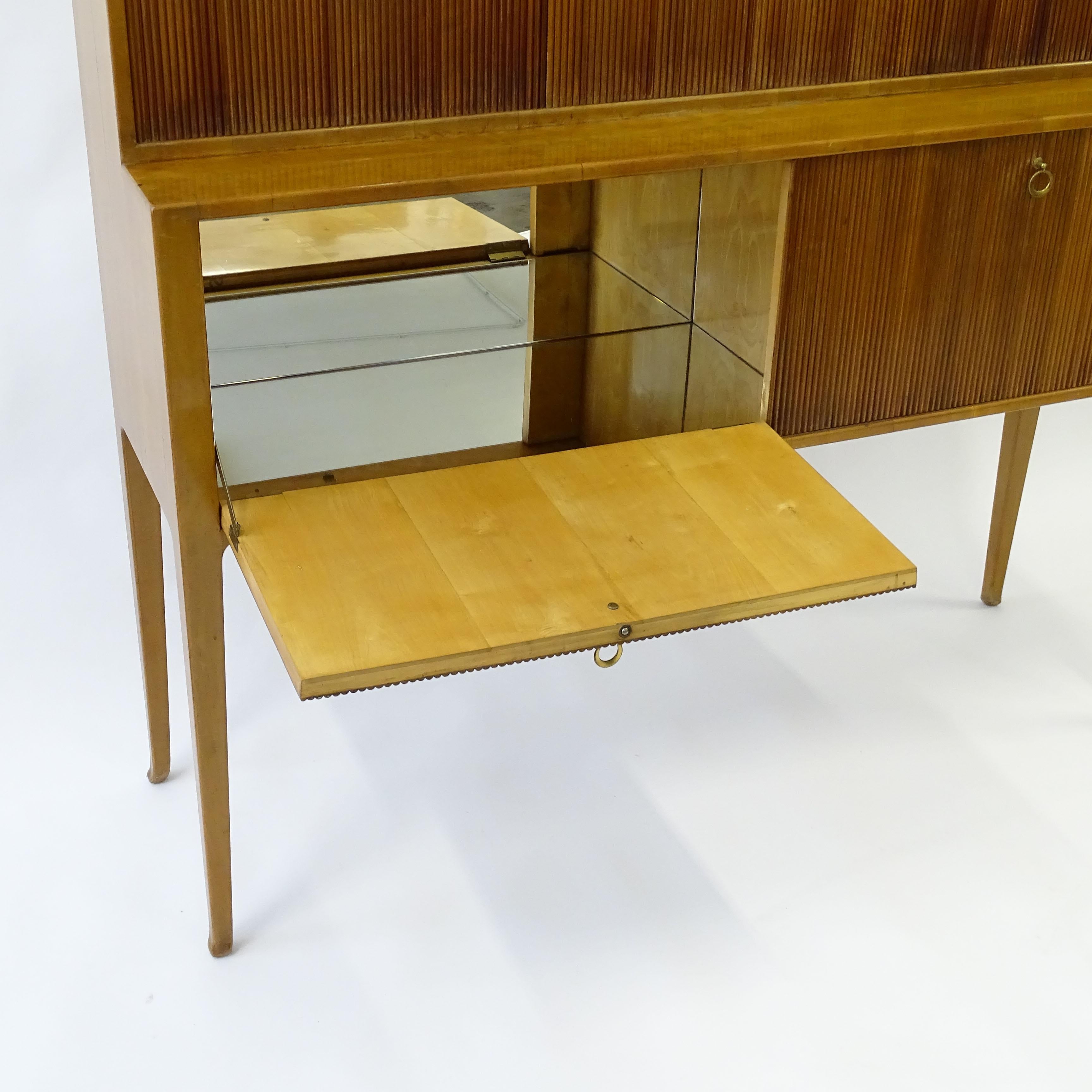 Ico Parisi Cabinet and Dry Bar Manufactured by De Baggis, Italy 1950s In Good Condition For Sale In Milan, IT