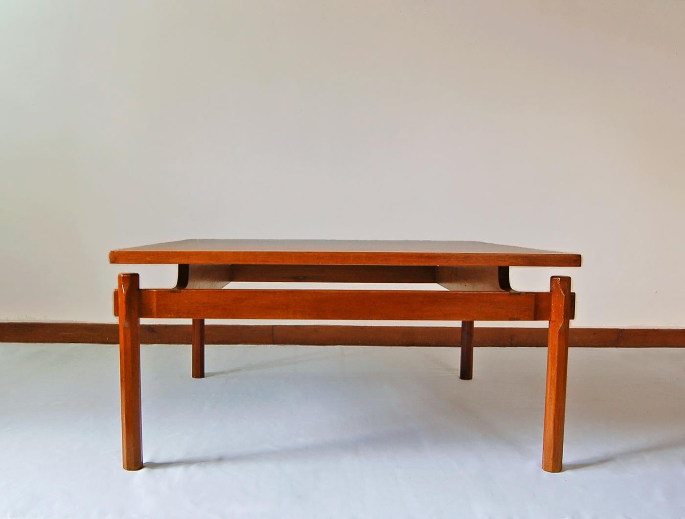 Ico Parisi Coffee Table in Teak Wood for Cassina 1960  In Good Condition In Montecatini Terme, IT