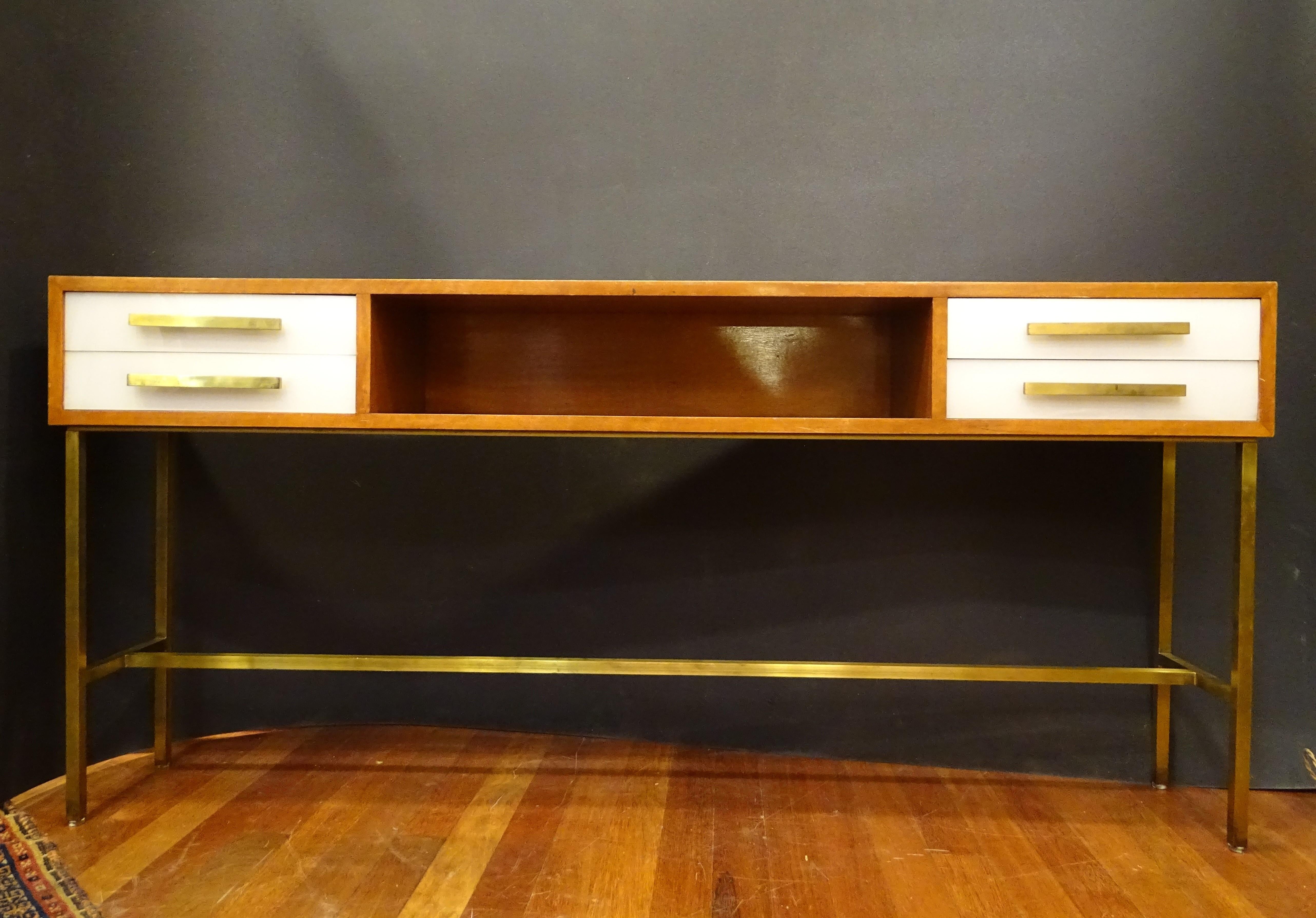 Amazing and beautiful console table with drawers, Italian design furniture from the 50s, made of blond mahogany wood in very good condition, with white Murano glass drawers and a golden brass structure. Perfect to be placed as a home hall, as an
