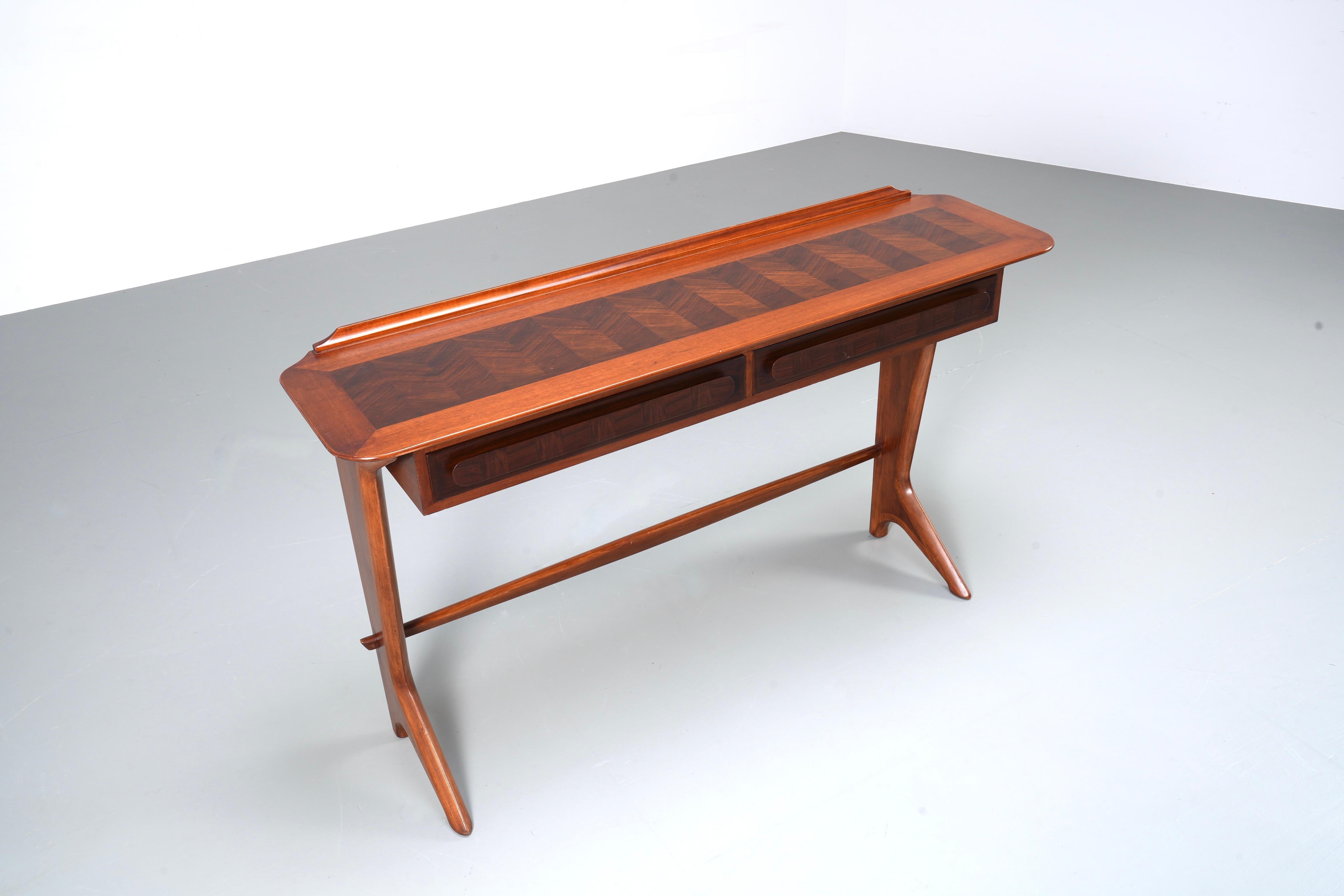 Ico Parisi Console in Walnut, Italy, 1950's For Sale 6