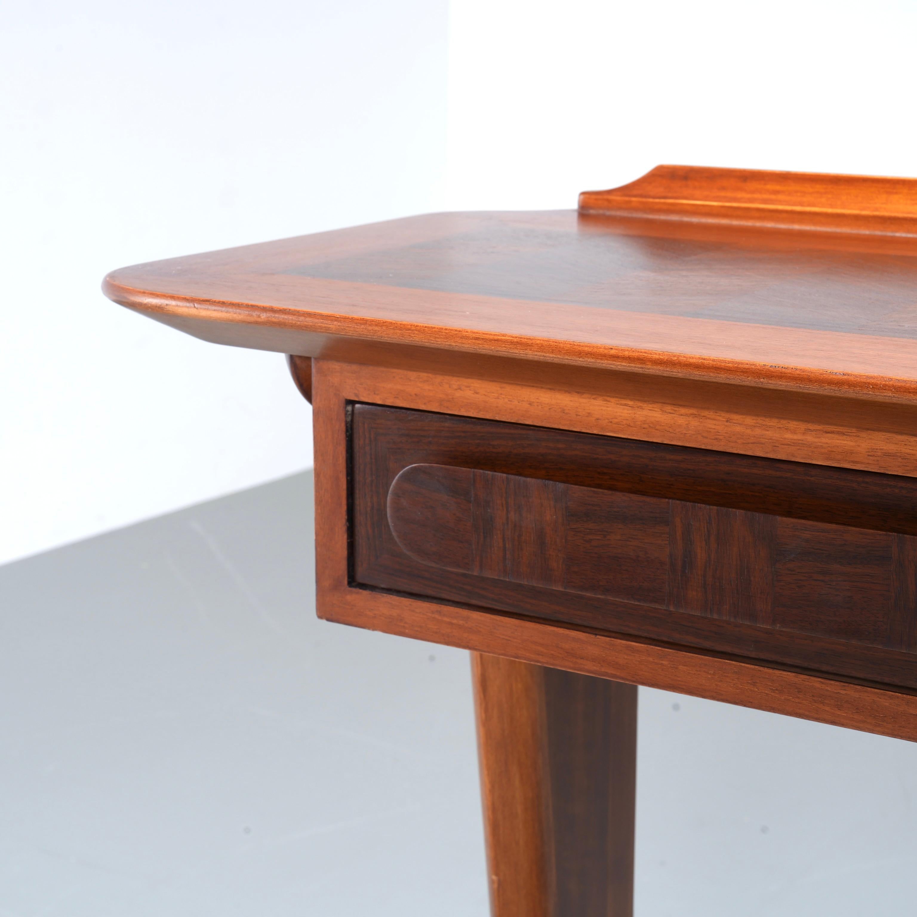 Mid-20th Century Ico Parisi Console in Walnut, Italy, 1950's For Sale