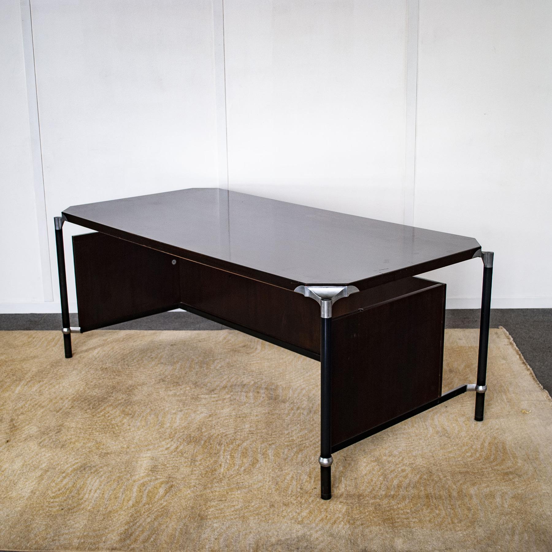 Mid-Century Modern Ico Parisi Desk for Mim Rome from 1960s For Sale