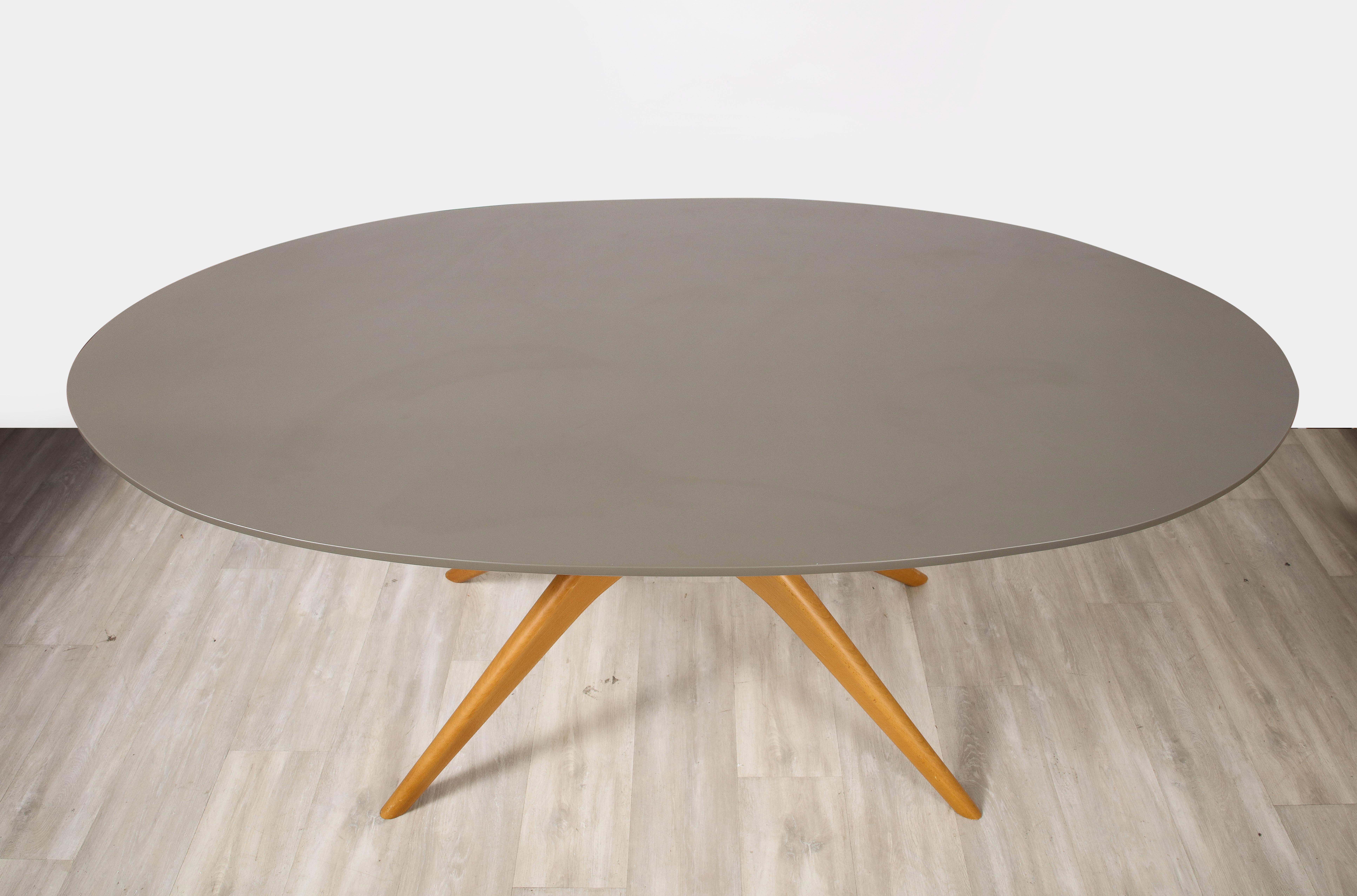 Ico Parisi Manner Dining Table with Oval Top, Italy, circa 1950  For Sale 11