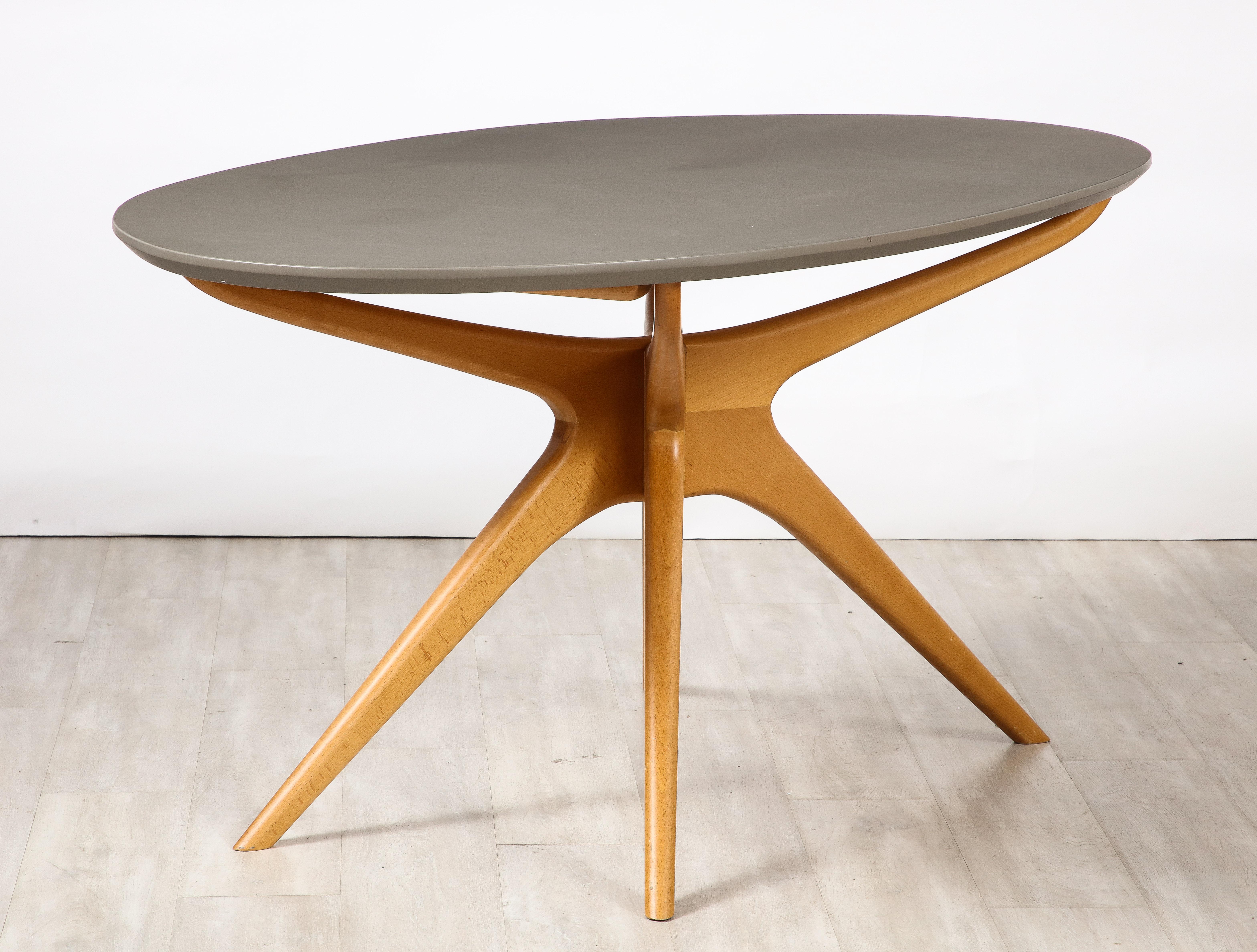 Mid-Century Modern Ico Parisi Manner Dining Table with Oval Top, Italy, circa 1950  For Sale