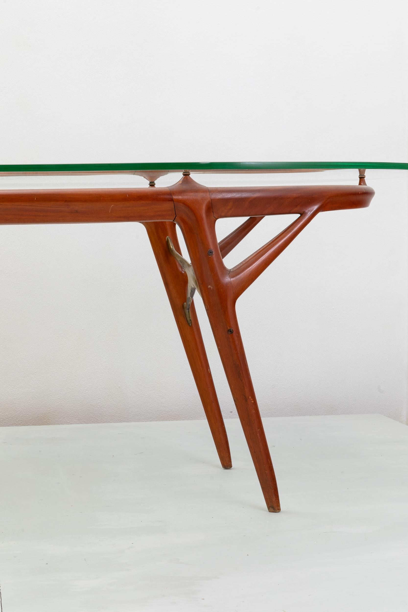 Table with wooden frame and bevelled glass top by Palazzi dell'Arte Cantù In Good Condition For Sale In London, GB