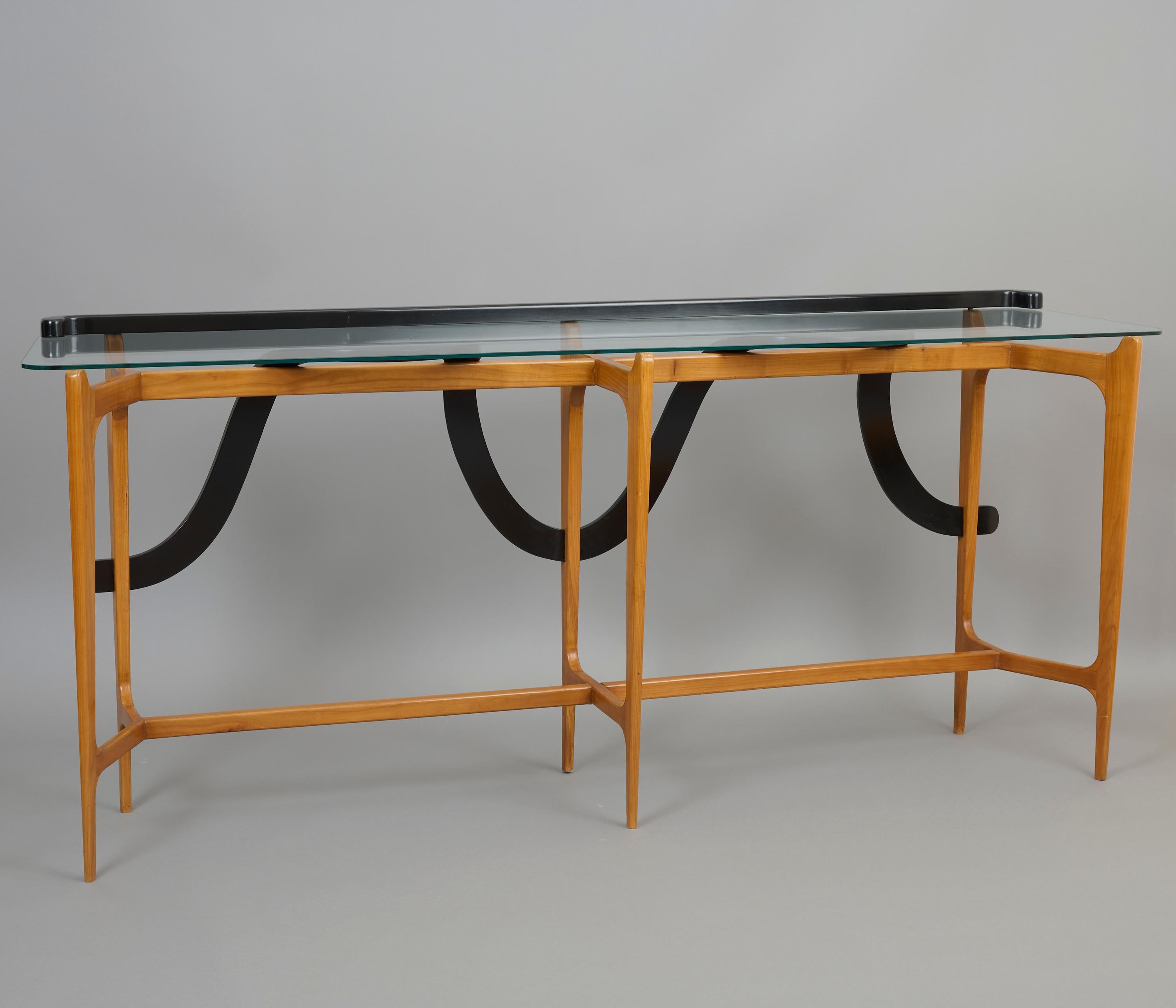 Ico Parisi: Exquisite Sculptural Console in Polished & Ebonized Wood, Italy 1950 For Sale 2