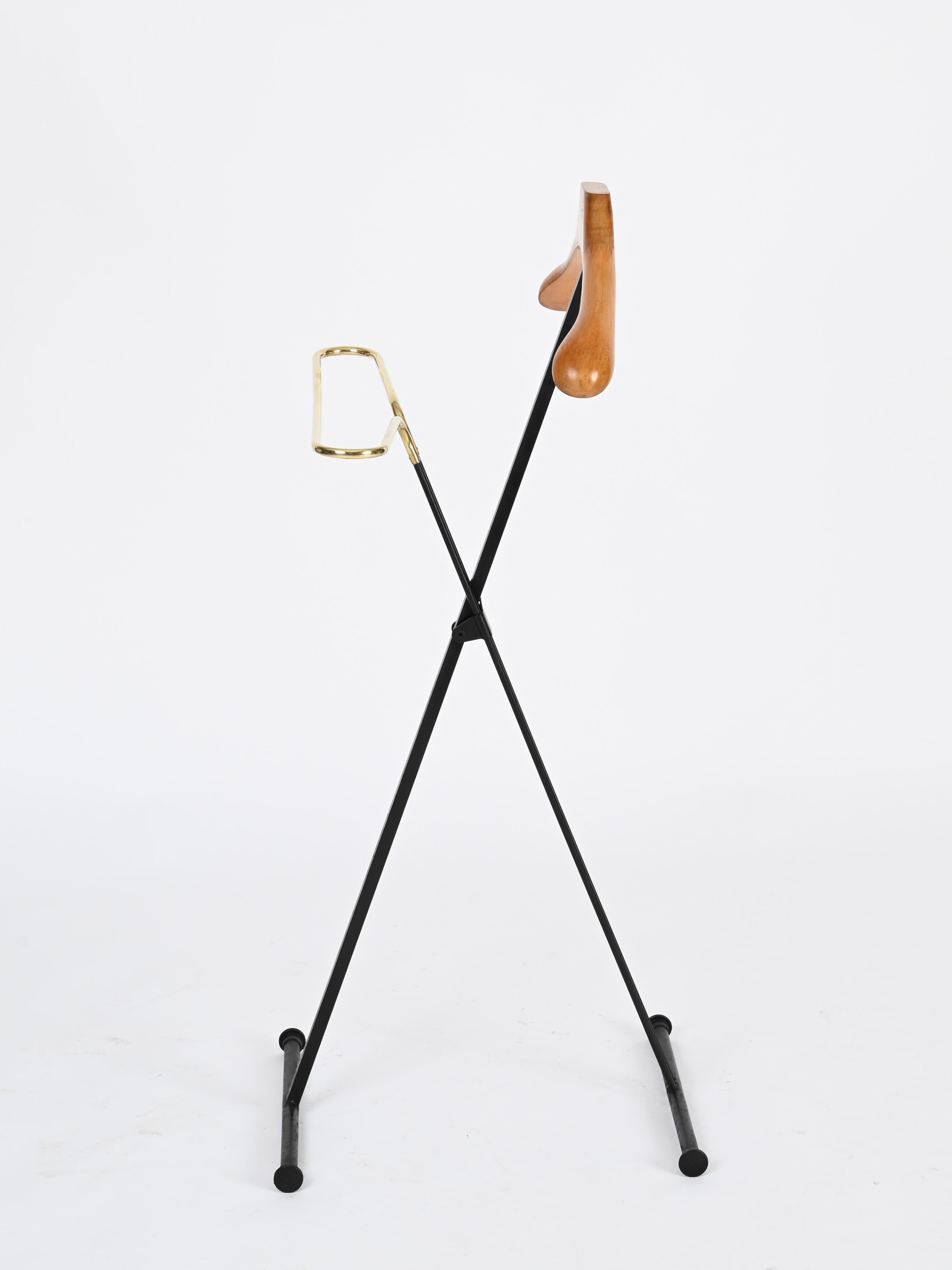 Ico Parisi Perchero Valet Plegable de Haya y Latón para Reguitti, Italia 1960 en Bueno estado para la venta en Roma, IT