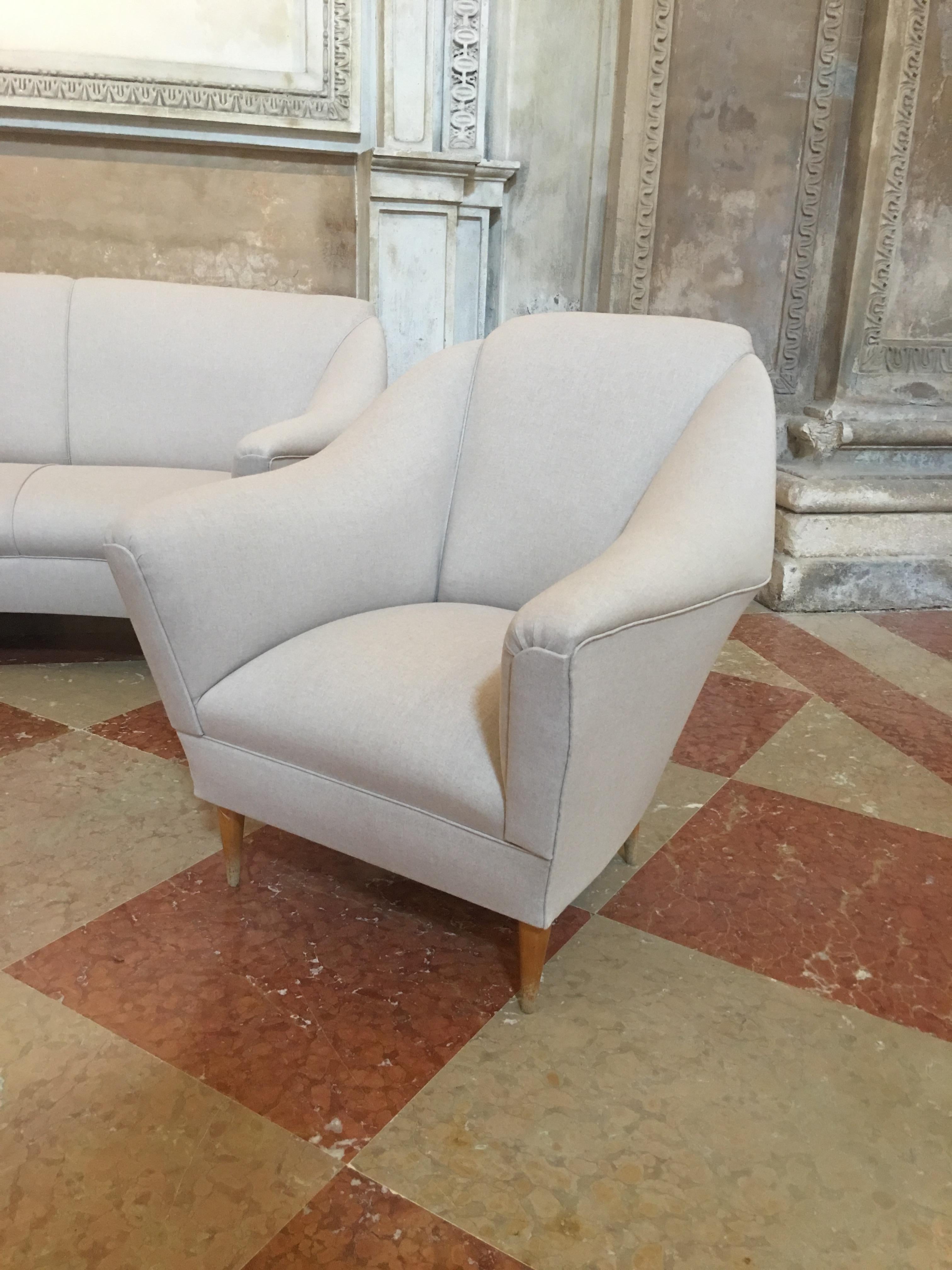 Mid-20th Century Ico Parisi for Ariberto Colombo Armchairs and Sofa For Sale