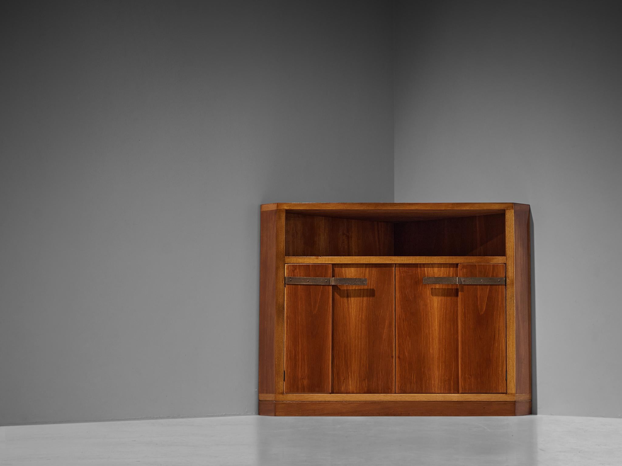 Mid-20th Century Ico Parisi for Brugnoli Mobili Cantú Corner Cabinet in Walnut and Brass For Sale