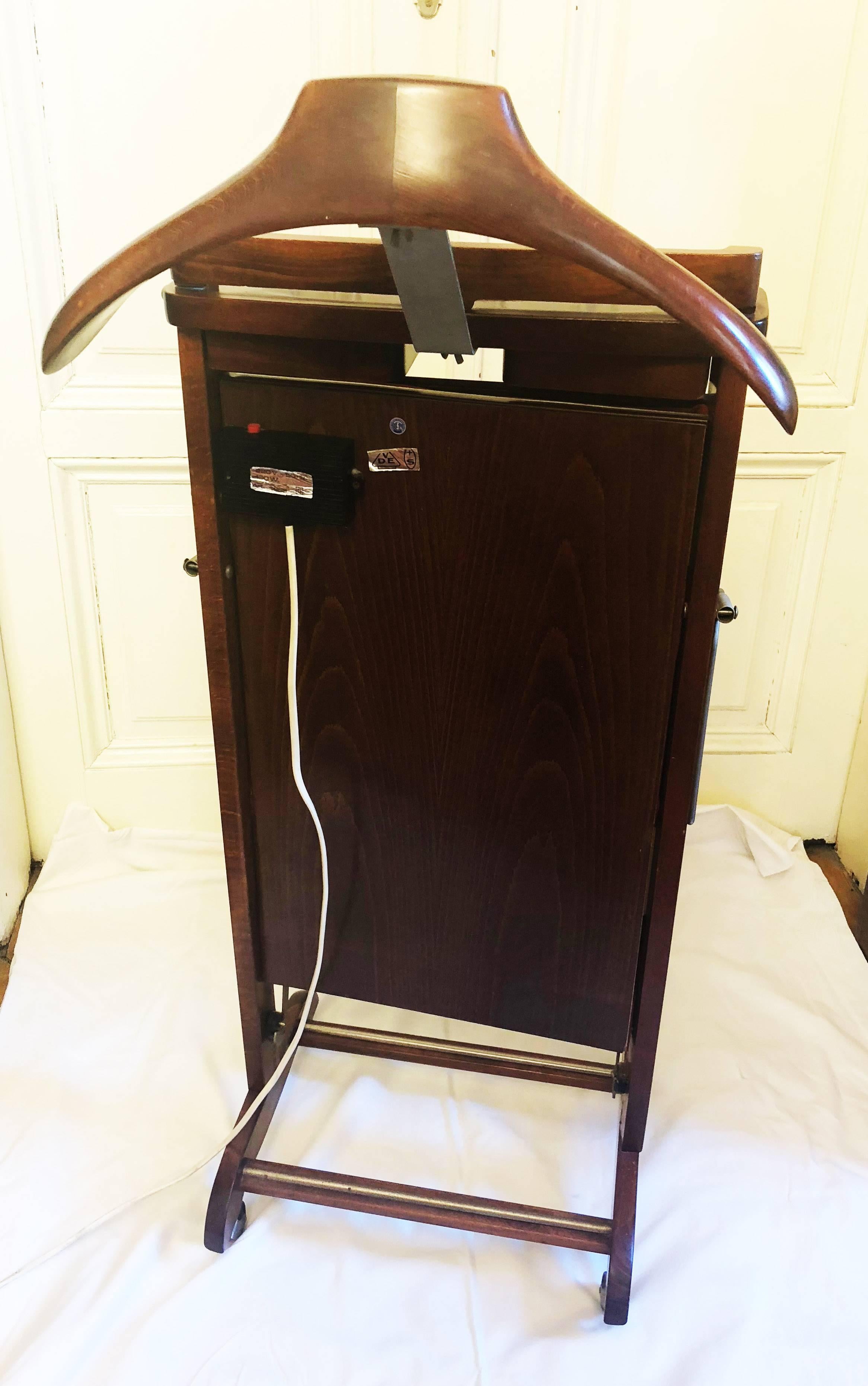 Fratelli Reguitti Valet Stand with Trouser Press 3