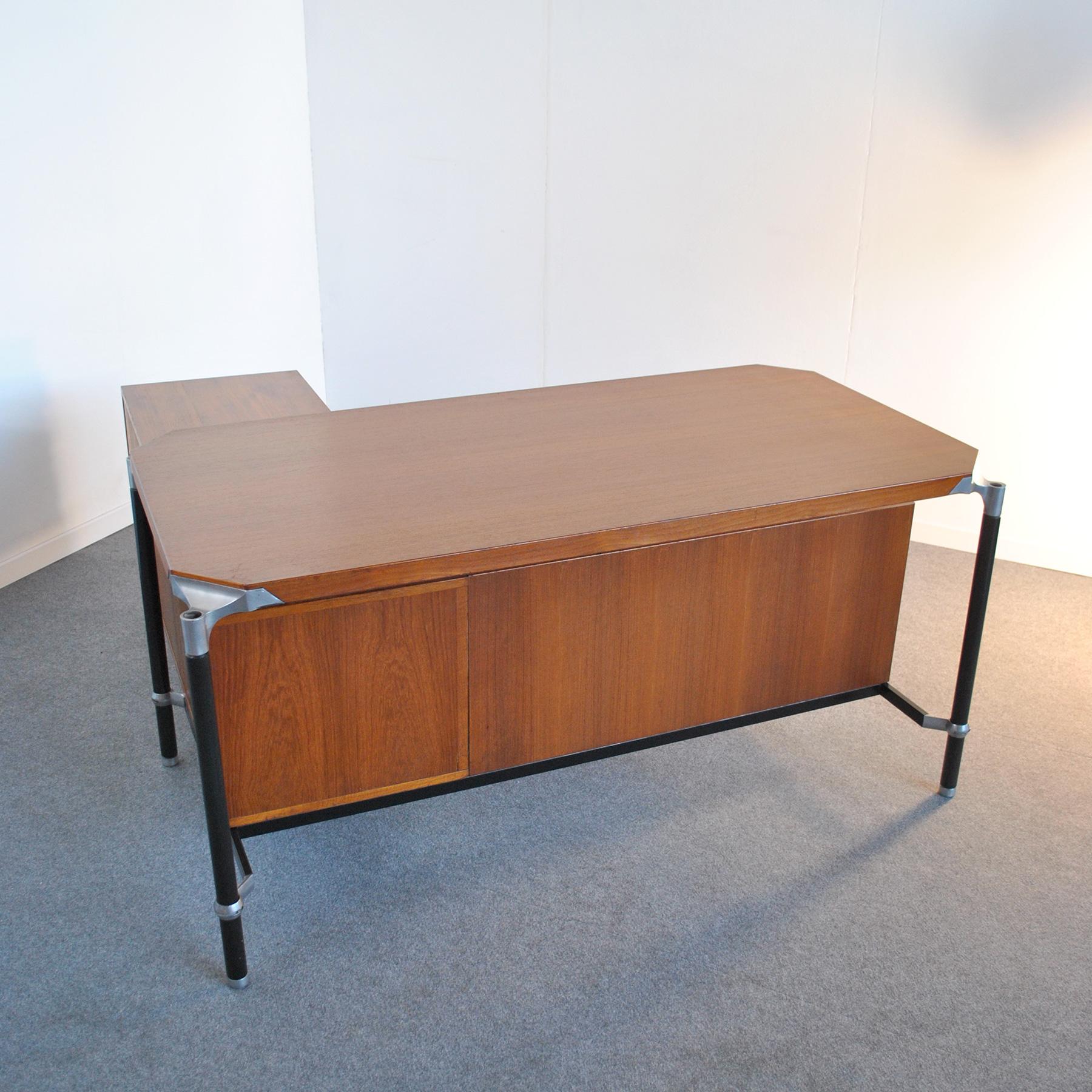 Ico Parisi für MIM Italienischer Schreibtisch aus der Mitte des Jahrhunderts 1960er Jahre im Angebot 8