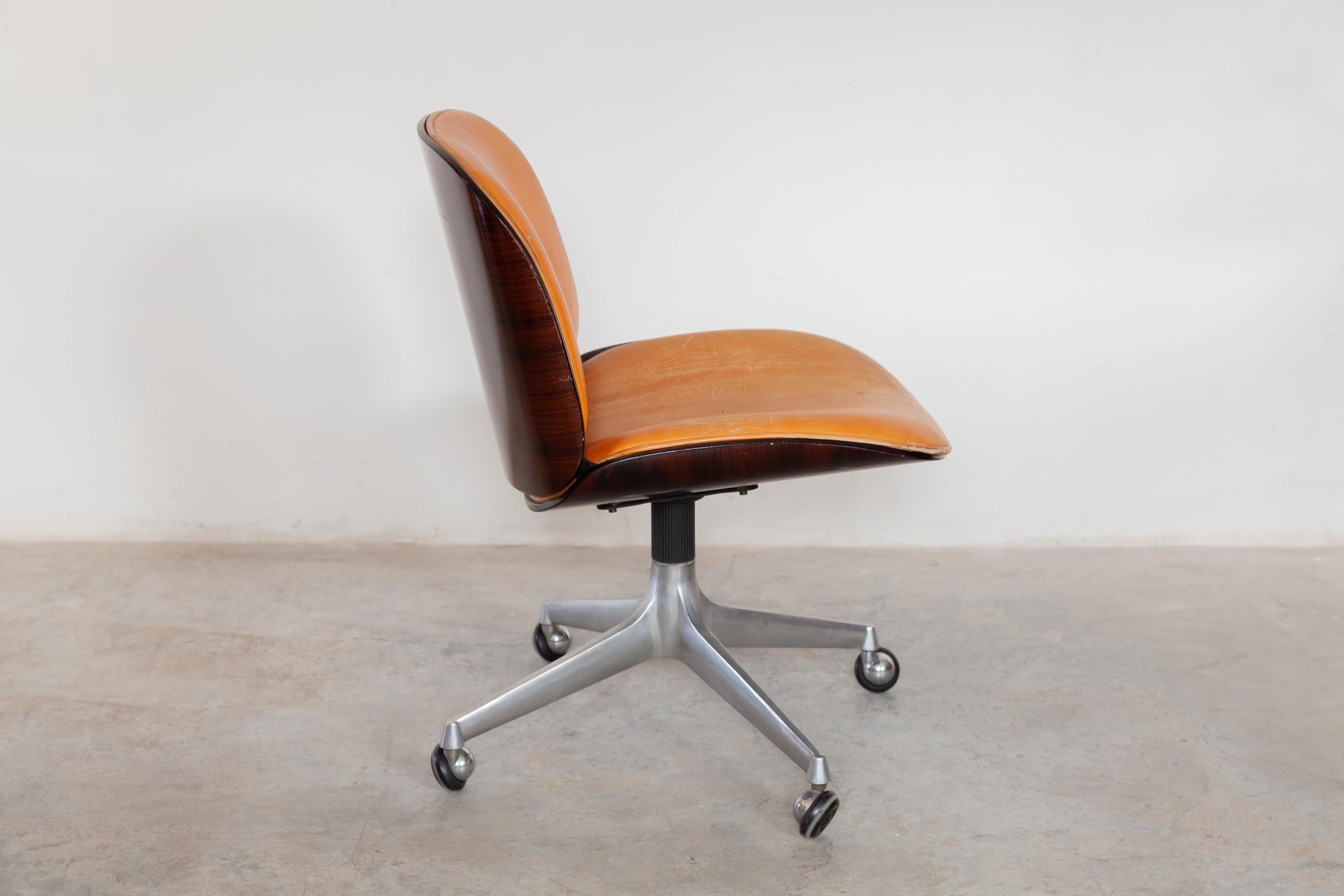 Mid-Century Modern Ico Parisi for Mim Roma Swivel Desk Chair Model 'Terni' Italy