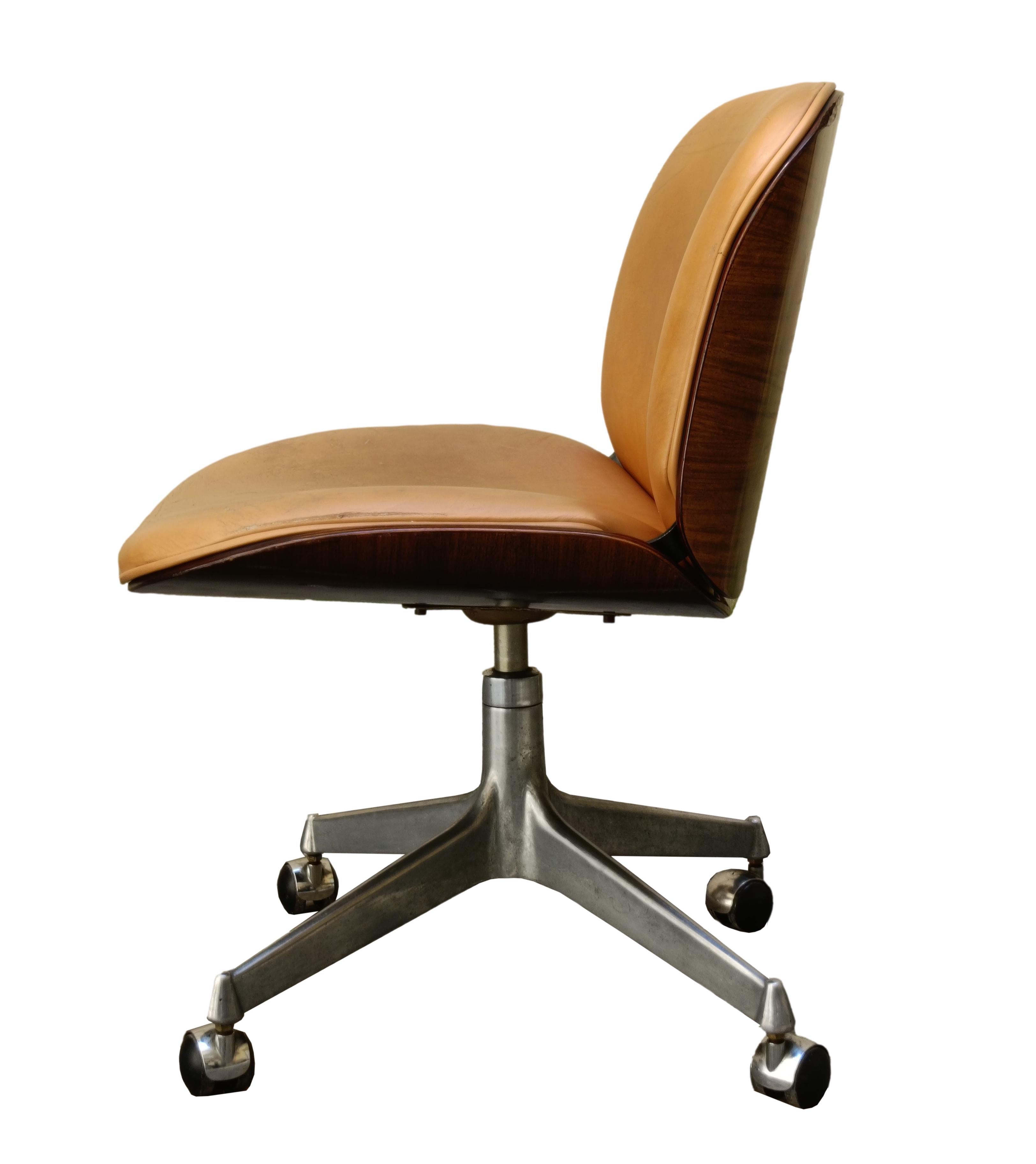 Italian Ico Parisi for MIM Roma Swiwel Chair, Italy 1950s For Sale