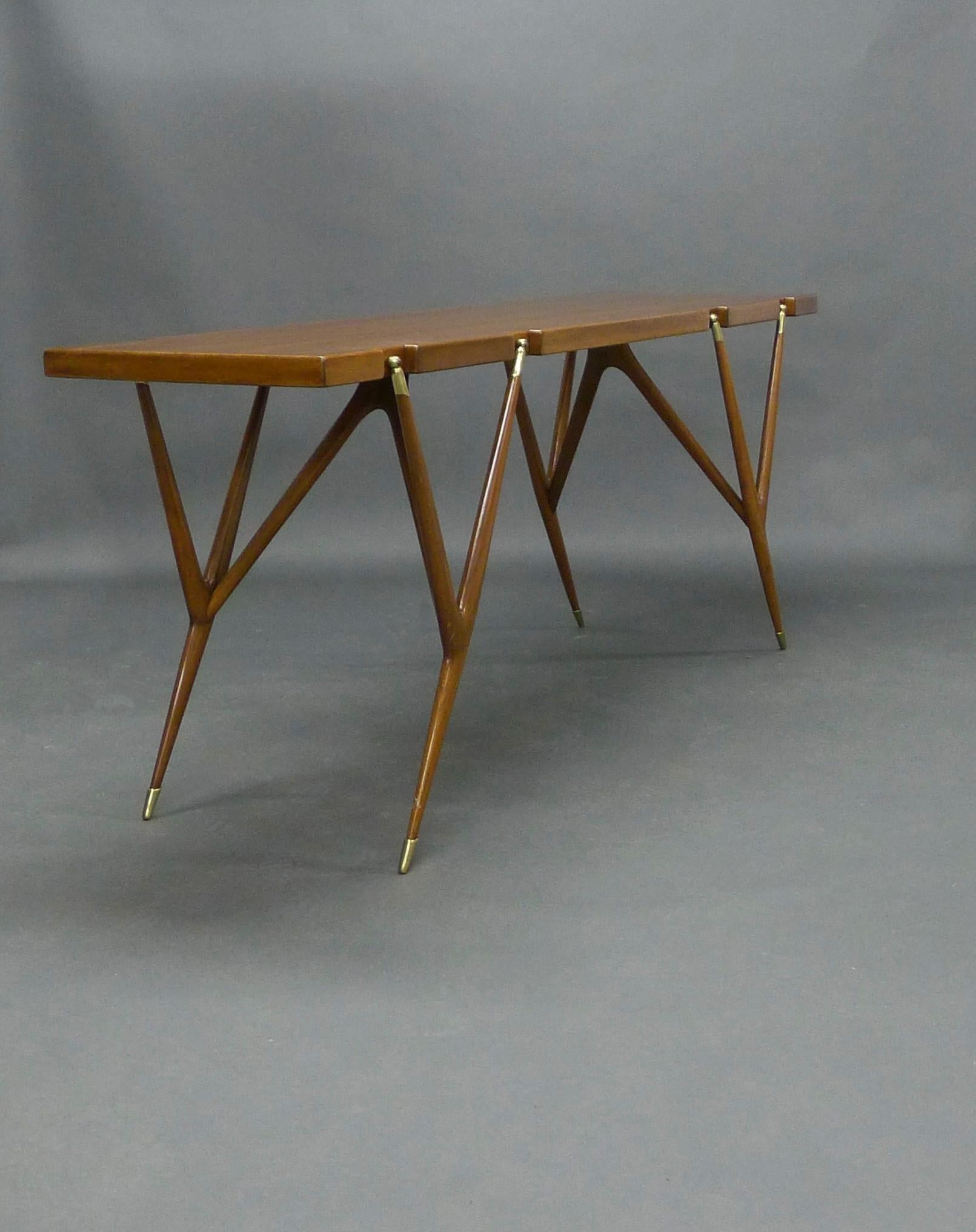 Ico Parisi for Singer & Sons, Walnut and Brass Console Table, 1950s 3