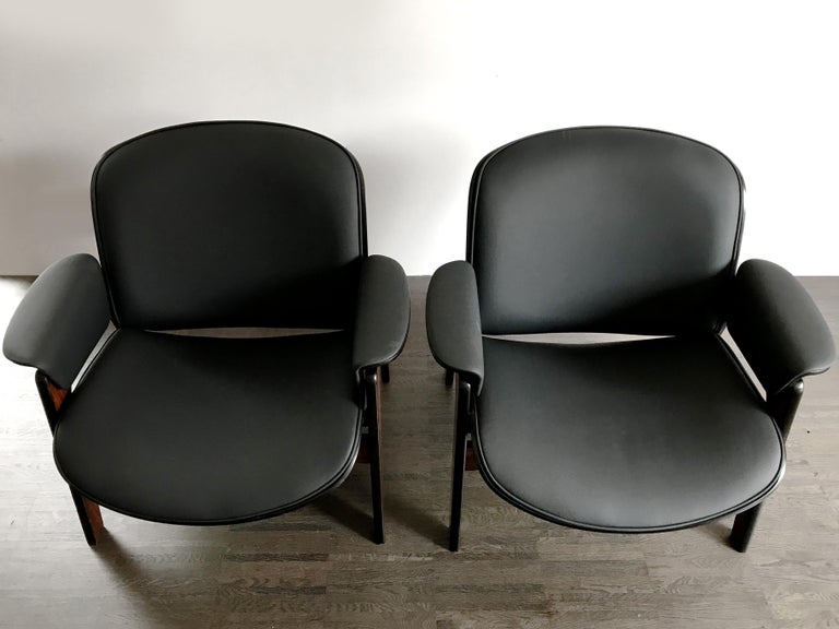Mid-20th Century Ico Parisi Italian Dark Wood and Leatherette Armchairs for MIM Roma, 1960s For Sale