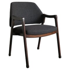 Poltrona italiana in tessuto e legno Ico Parisi Modello 814 per Cassina, anni '60