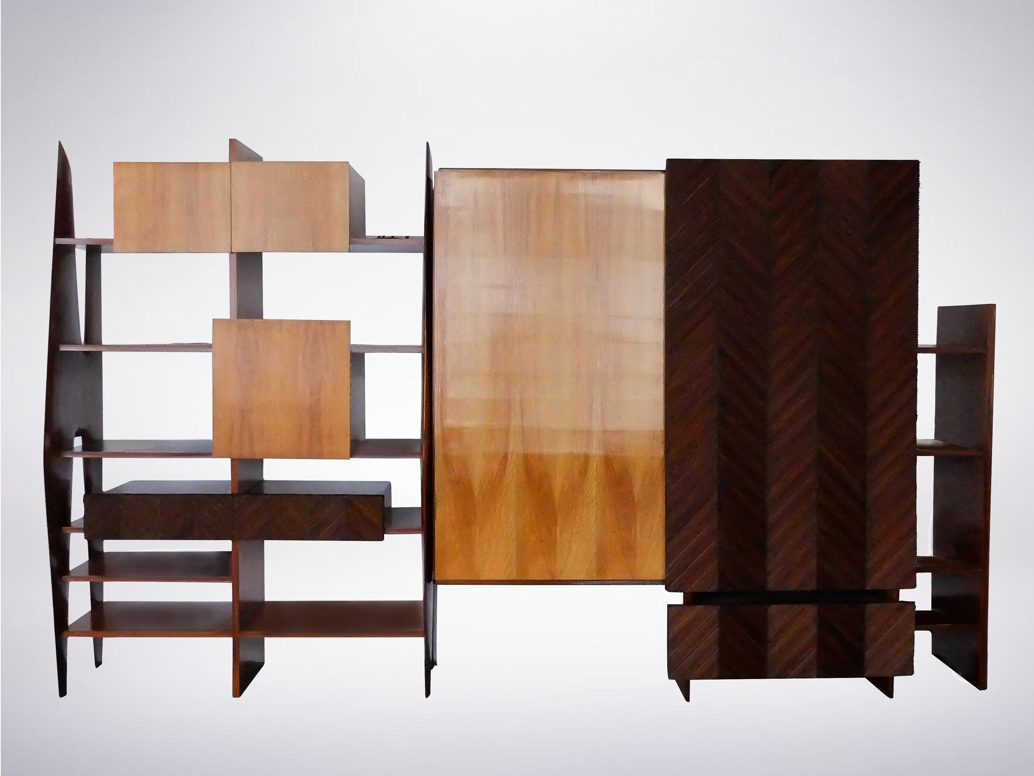Ico Parisi, Italian Mid-Century Large Bookshelf in Rosewood and Ashwood, 1950 In Good Condition For Sale In Milan, IT
