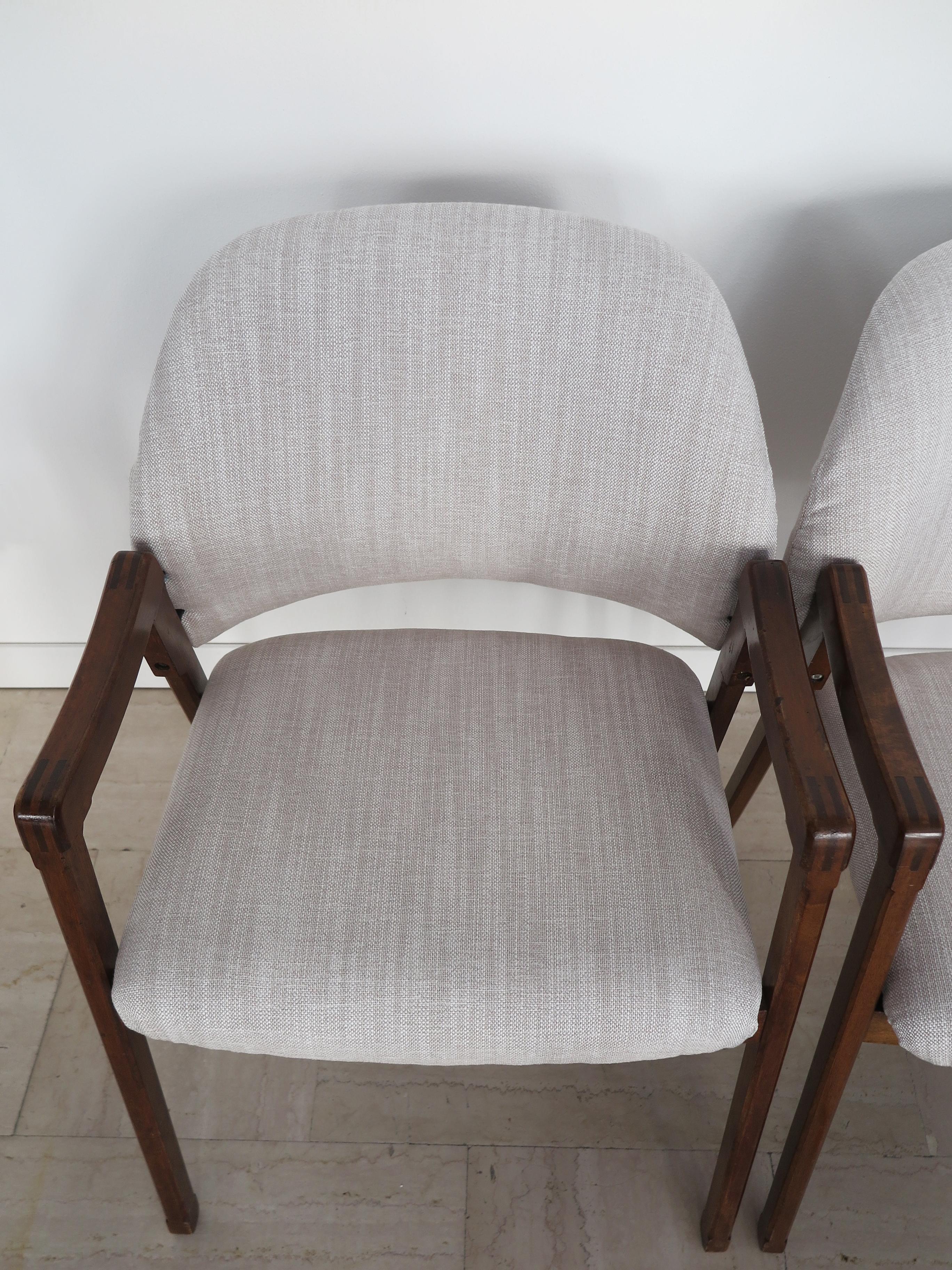Ico Parisi Italian Midcentury Fabric Wood Armchair Model 814 for Cassina, 1960s For Sale 5