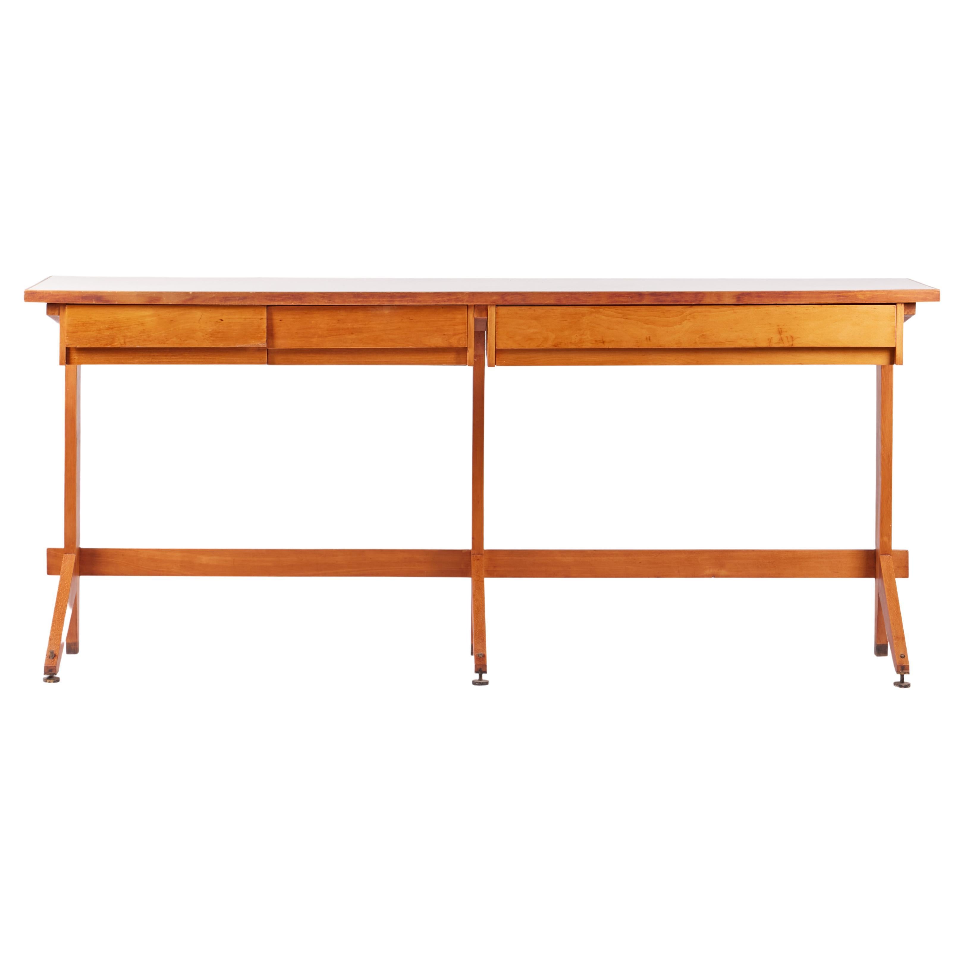 Ico Parisi, Italian Midcentury Long Sideboard in Walnut, circa 1950 For Sale