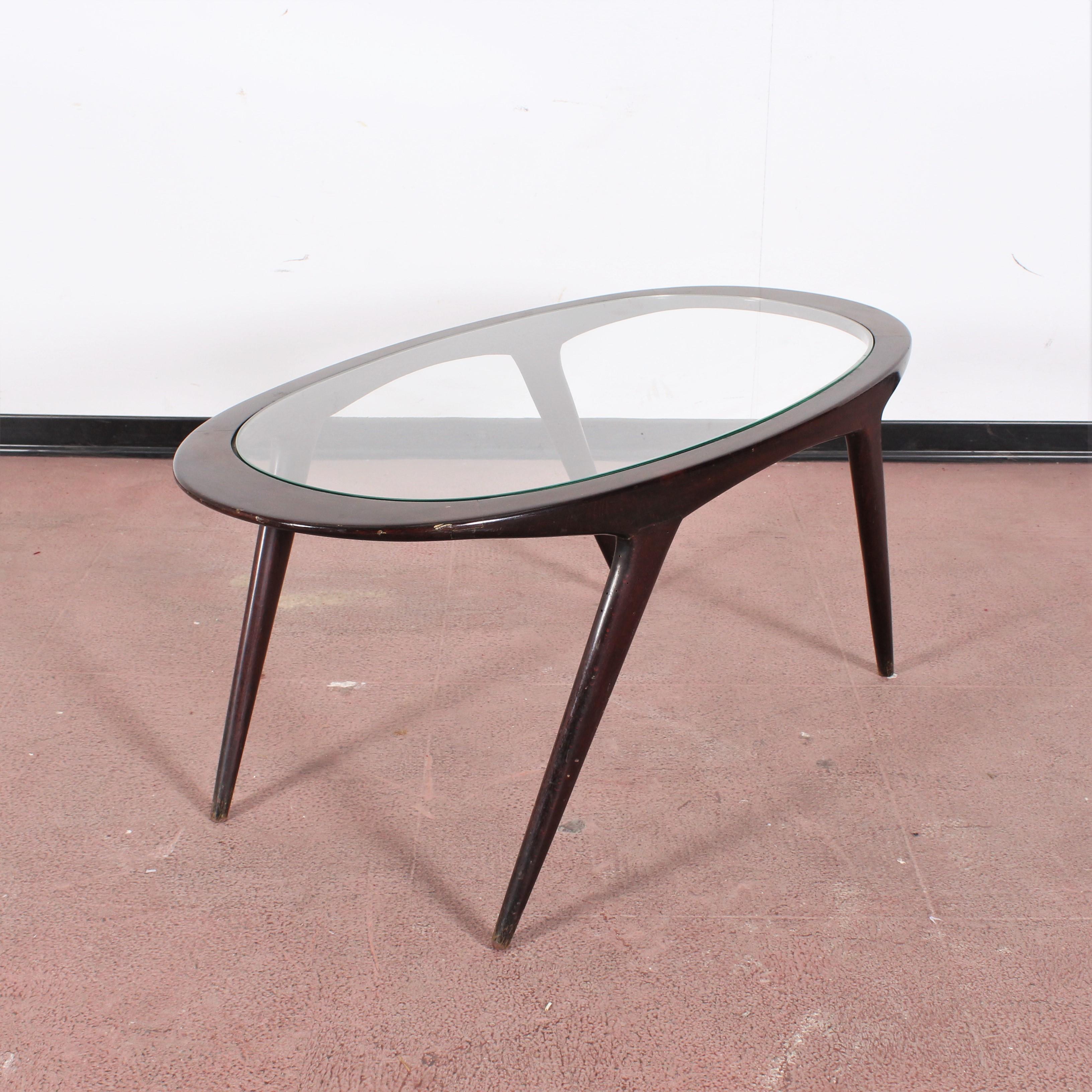 Mid-20th Century Ico Parisi Midcentury Dark Wood and Glass Oval Coffee Table, Italy, 1960s