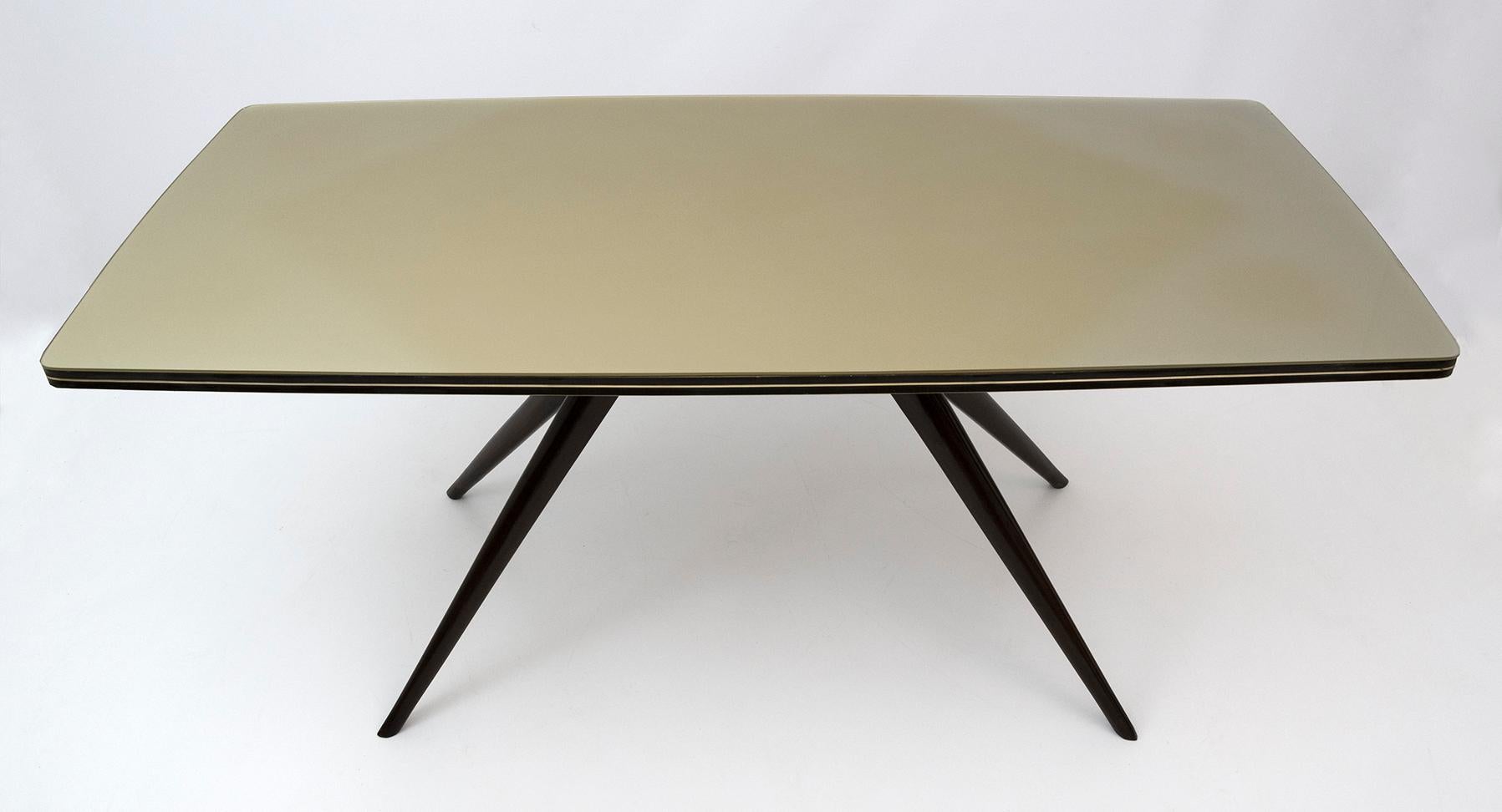 Ico Parisi Mid-Century Modern Italian Dinning Table, 1950s For Sale 8
