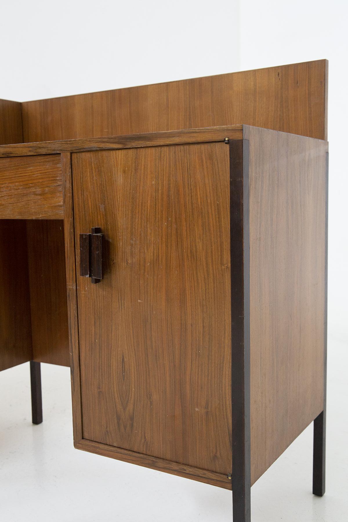 Ico Parisi Mid-Century Wooden Desk for MIM Rome In Good Condition In Milano, IT