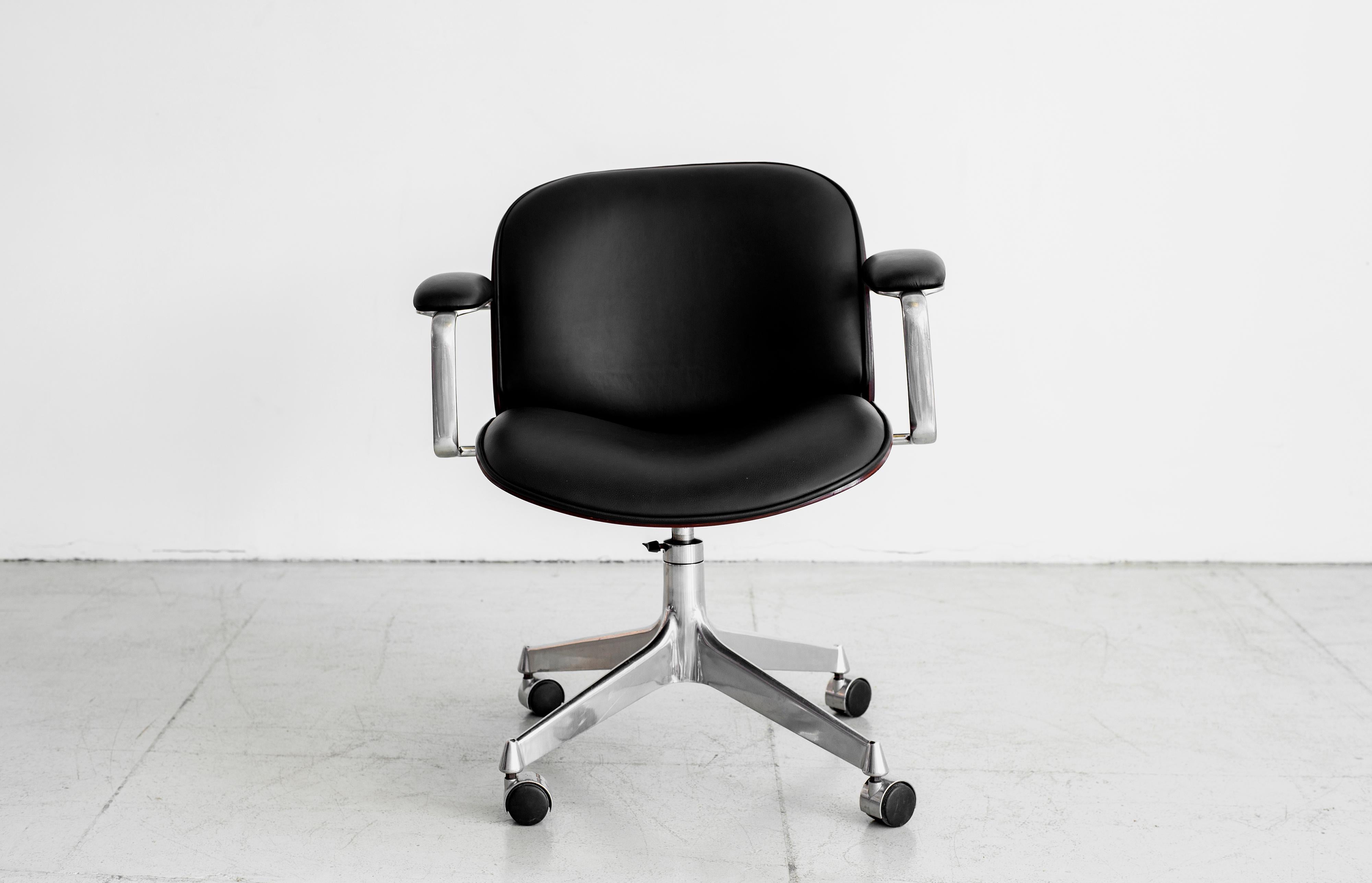 Veneer Ico Parisi Office Chair, Black Leather