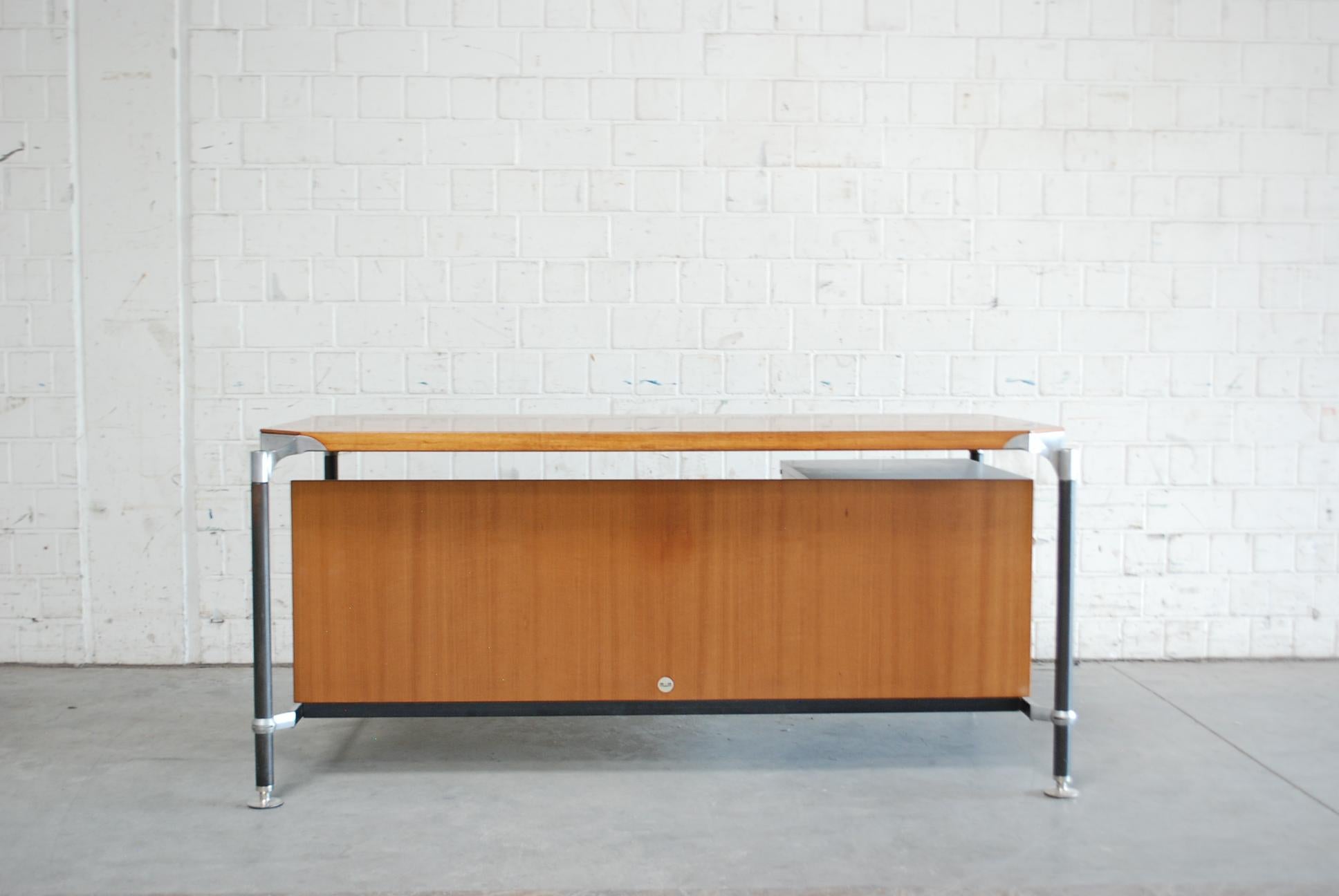 Ico Parisi Office Desk Writing Table for MIM Midcentury, 1960 10