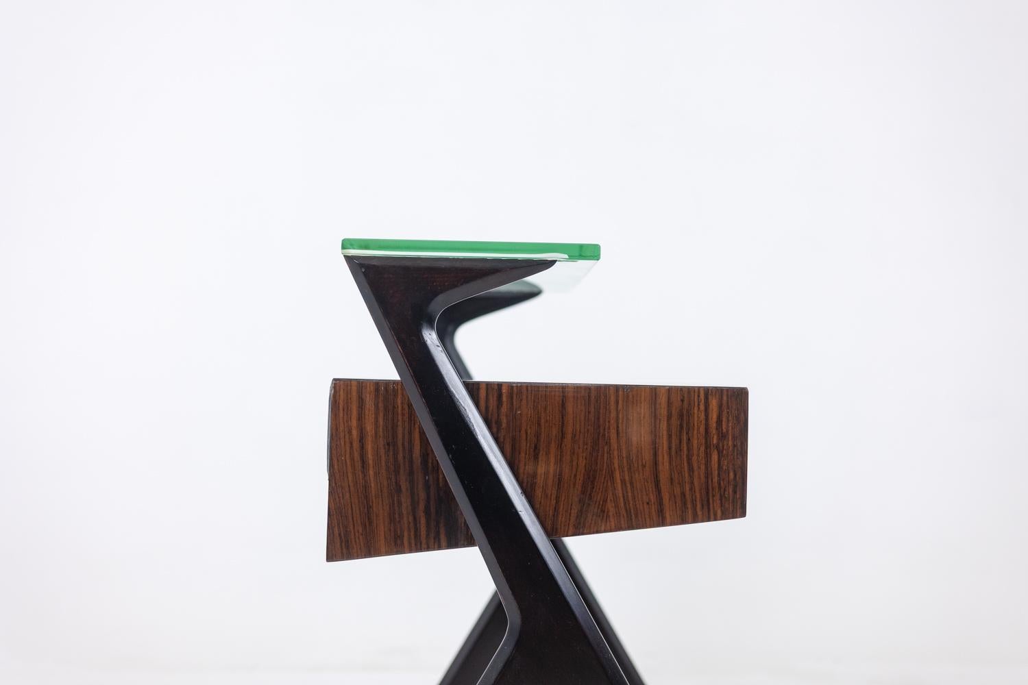20th Century Ico Parisi.  Pair of bedside tables or end tables. 1950s-60s. For Sale