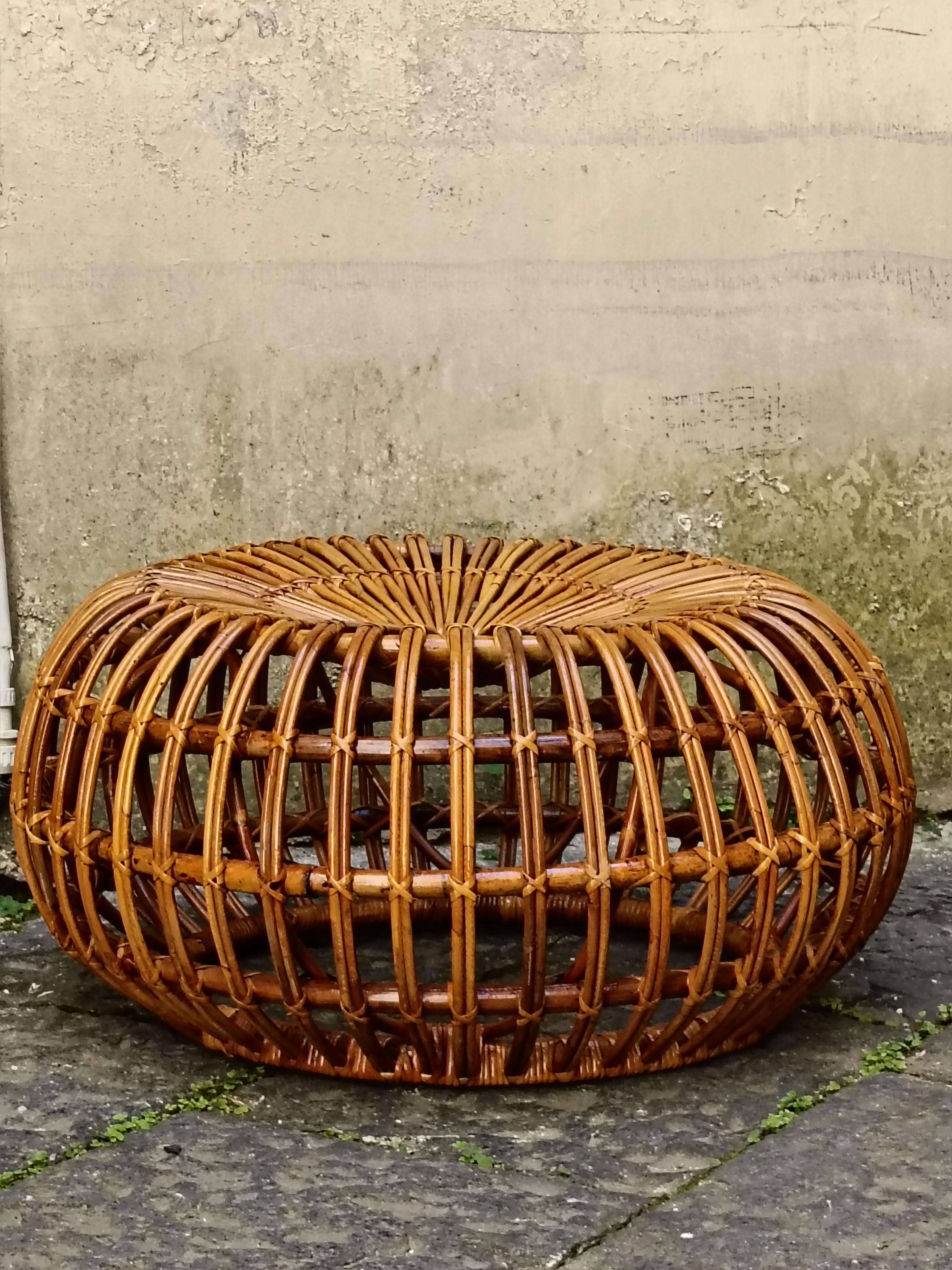 Bambù Ico Parisi per Bonacina Pouf in Rattan Intrecciato, Italia 1960s in vendita