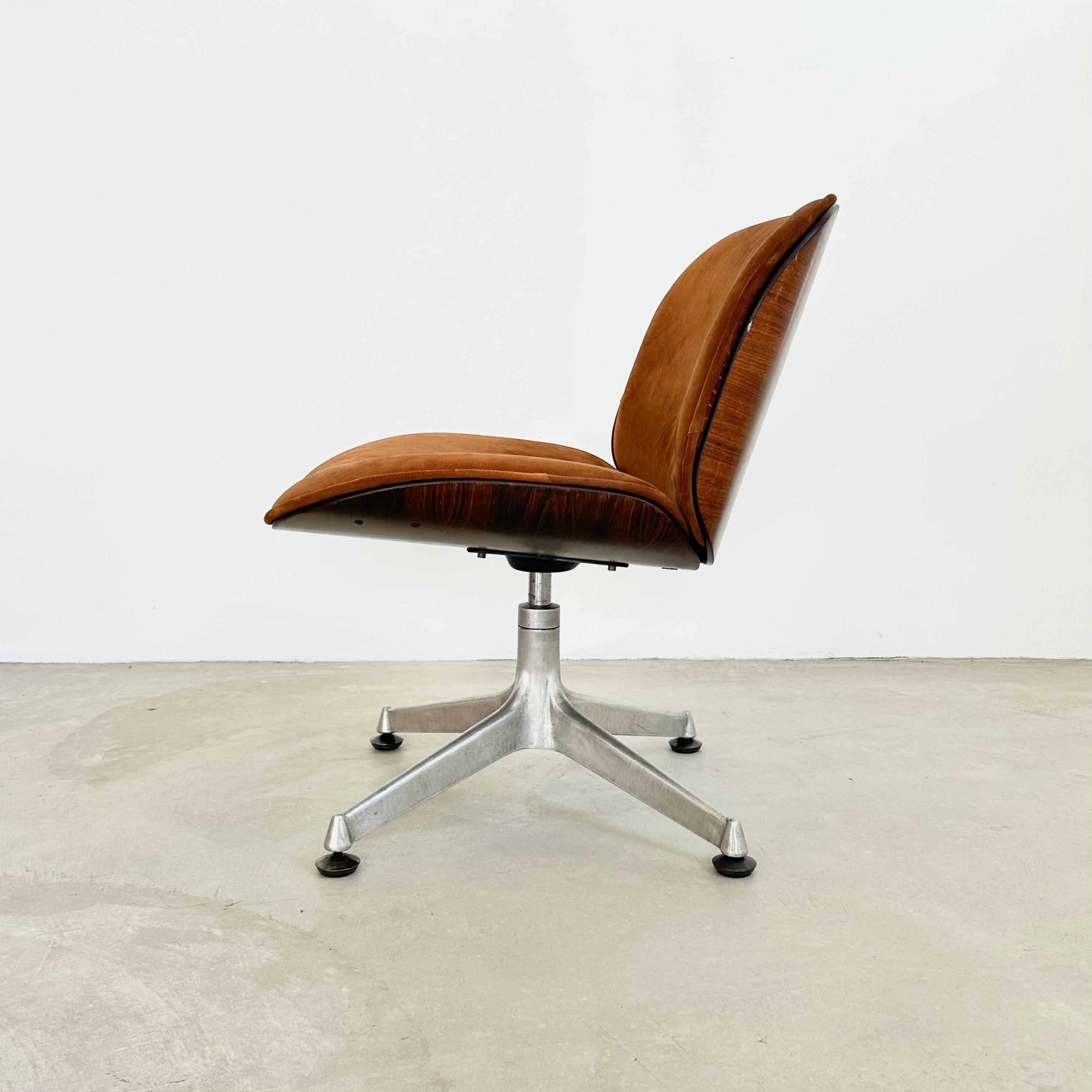 Silla de escritorio Ico Parisi de palisandro y ante, años 50 Italia en Bueno Estado en Los Angeles, CA