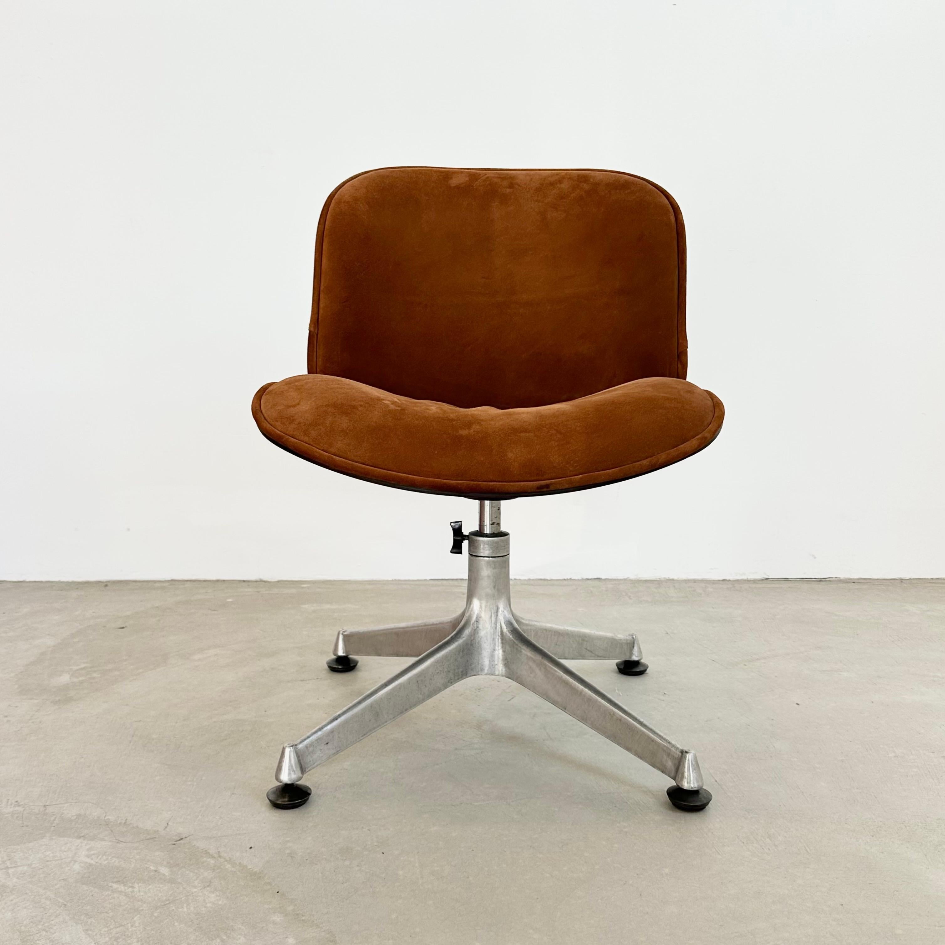 Silla de escritorio Ico Parisi de palisandro y ante, años 50 Italia mediados del siglo XX