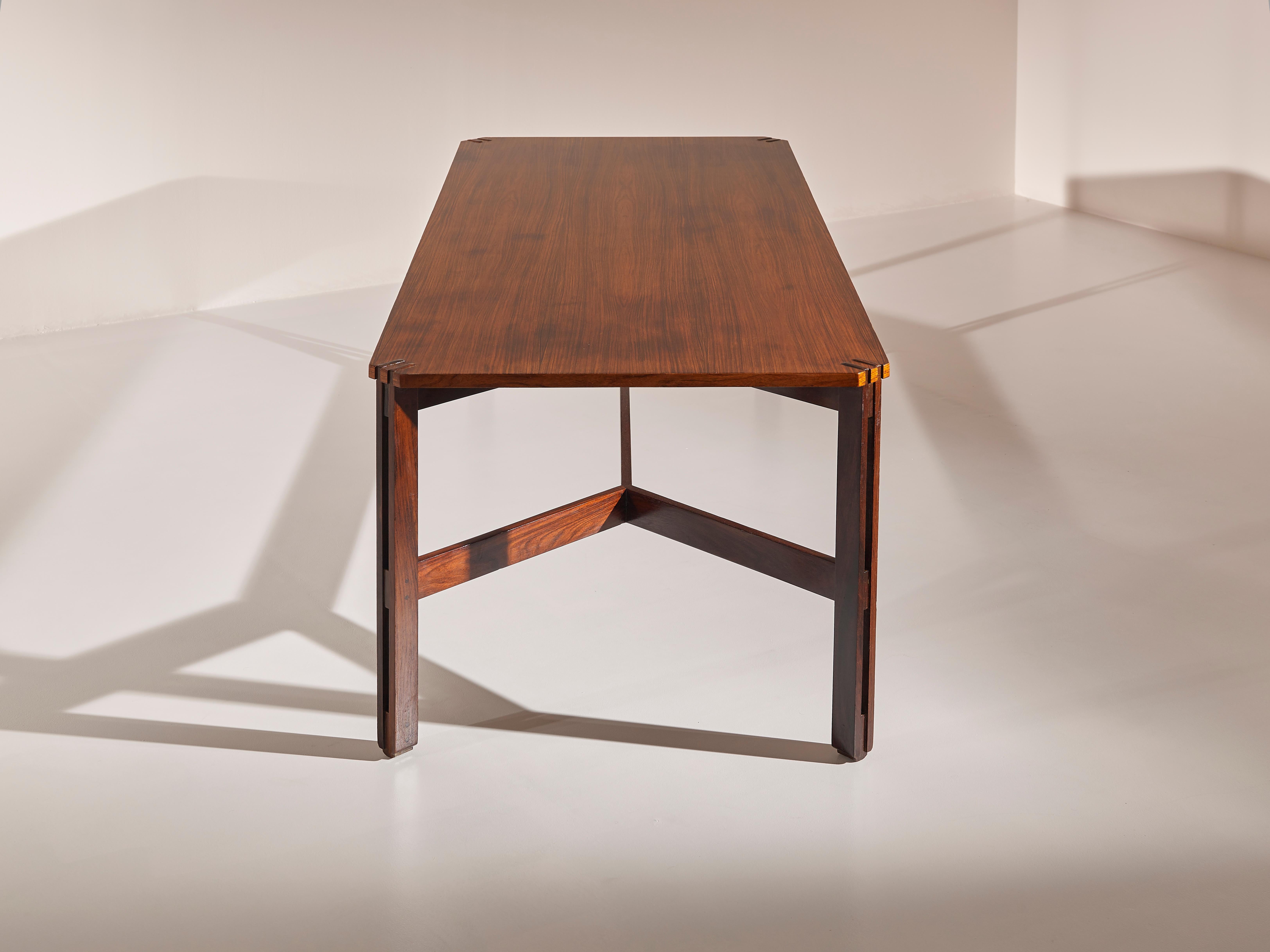 Table de salle à manger en bois de rose Ico Parisi Mod. 754/2 pour Figli Di Amedeo Cassina, 1959 Bon état - En vente à Chiavari, Liguria