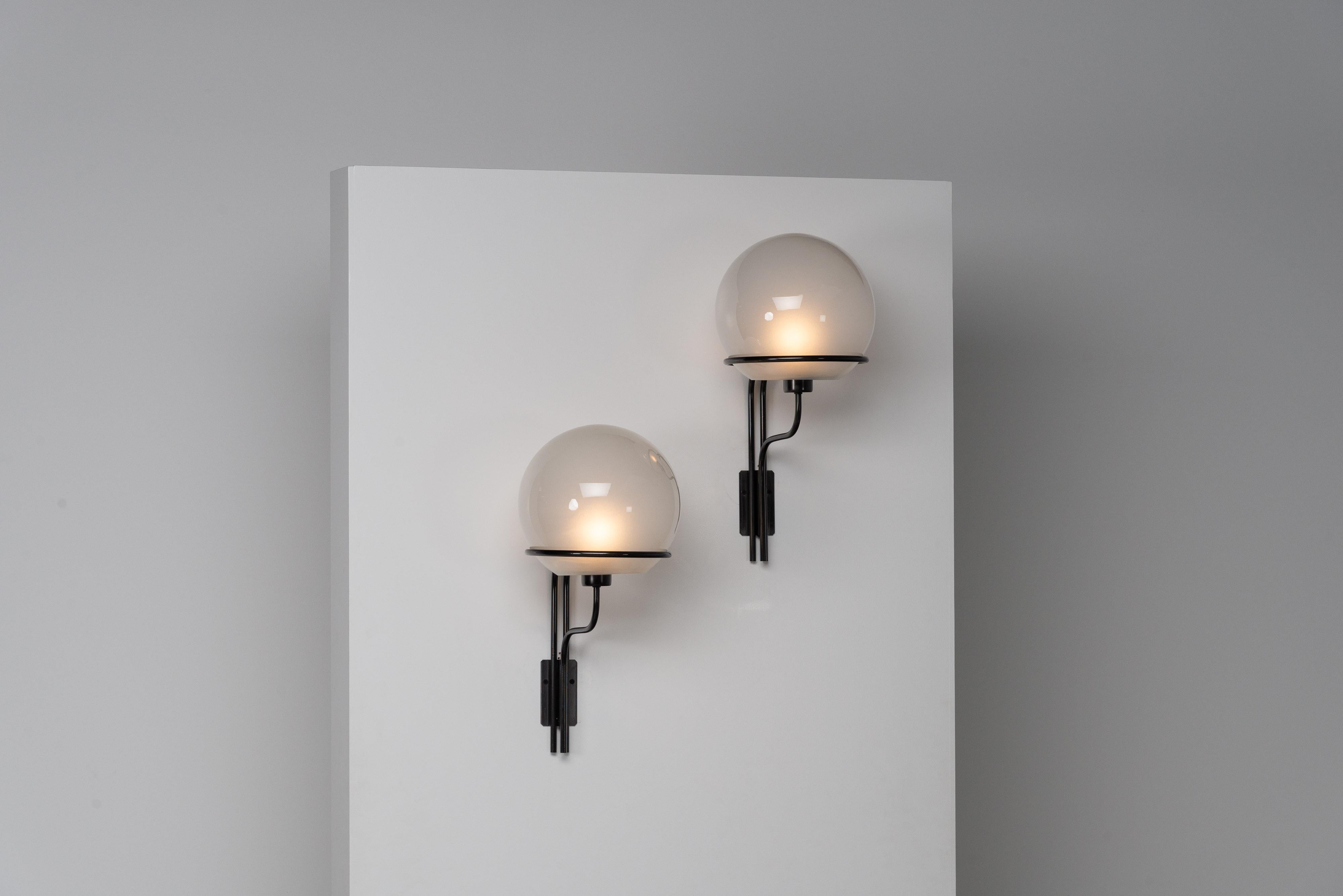 Ico Parisi sconces model 256 by Arteluce Italy 1964 For Sale 2