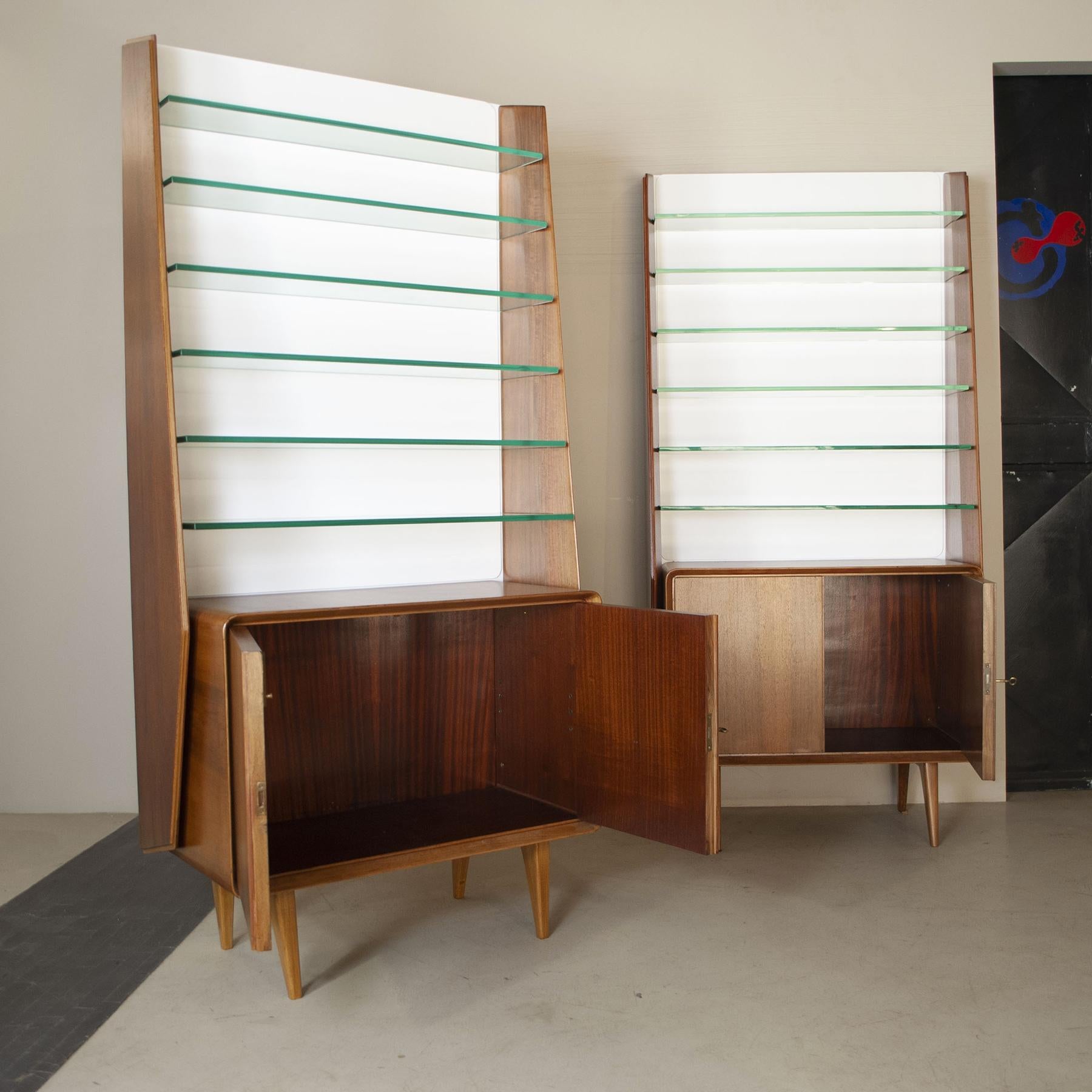 Ico Parisi ensemble de deux cabinets des années 60. en vente 5