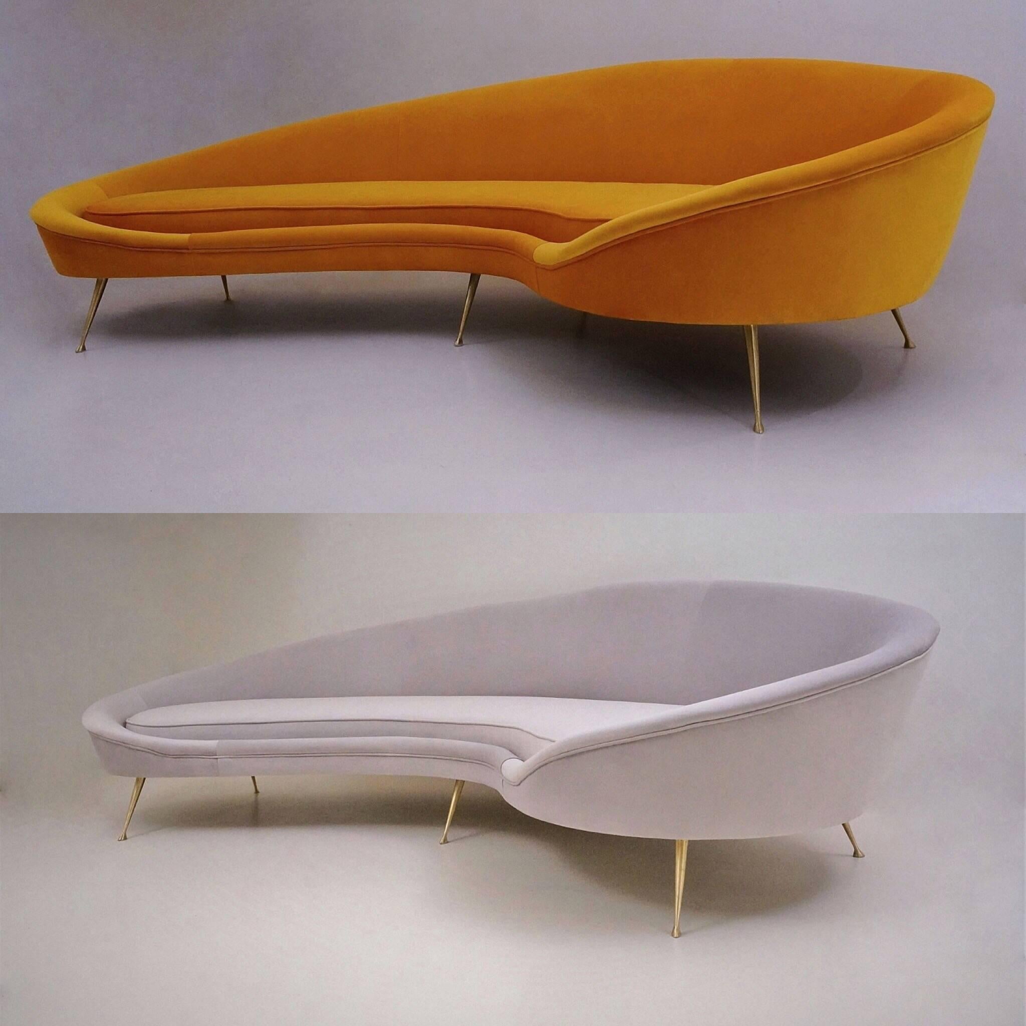 Ico Parisi Sofa 1950s Style in New Velvet Upholstery, Italian For Sale 8