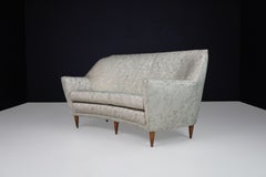 Mid-Century Sofa in Leaf Motif Fabric and Tapered Wooden Legs, Italy, 1950s