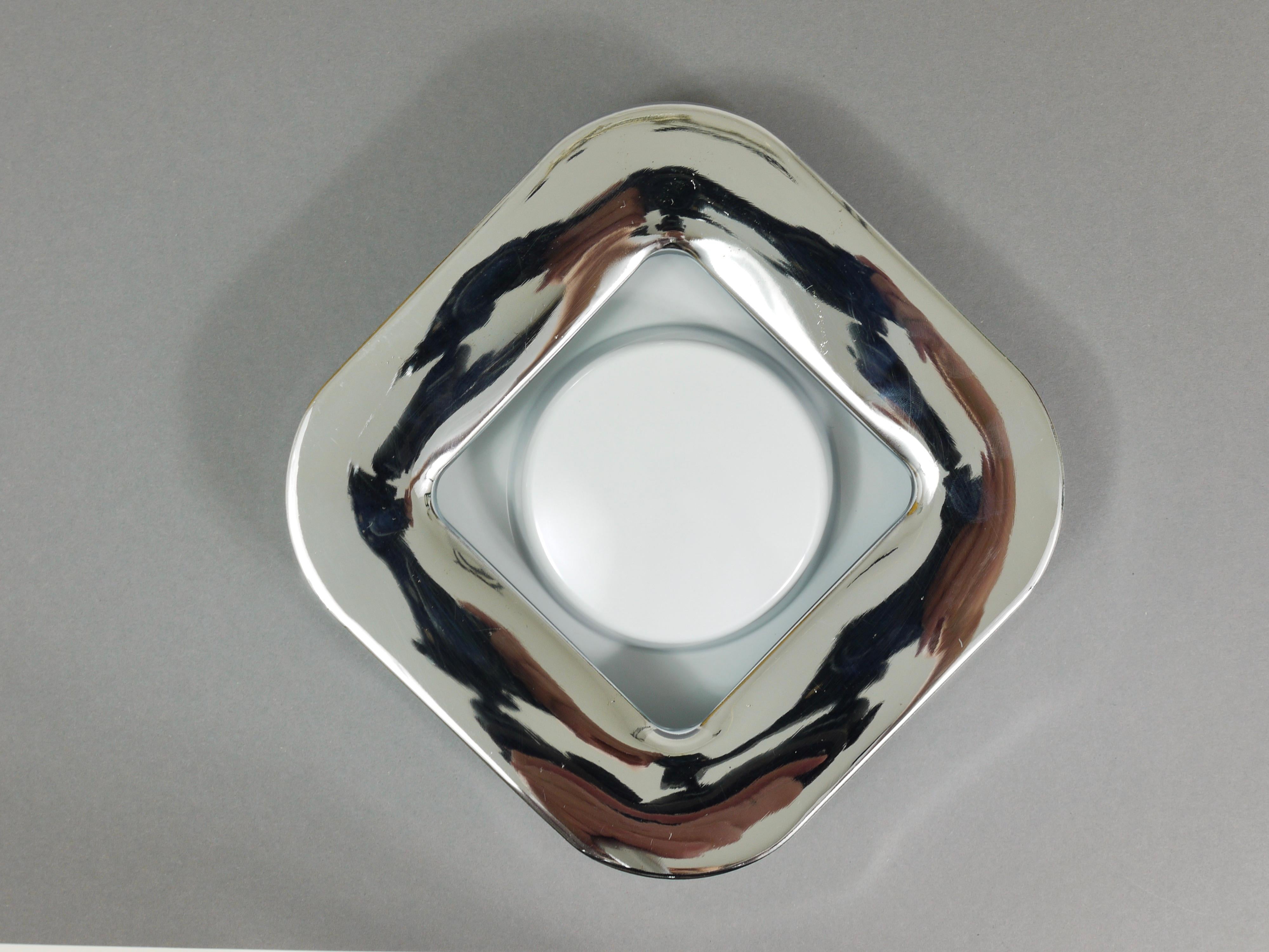 Ico Parisi Cenicero Cuadrado Blanco, Cromo y Melamina by Lamperti, Italia, 1970s en venta 13