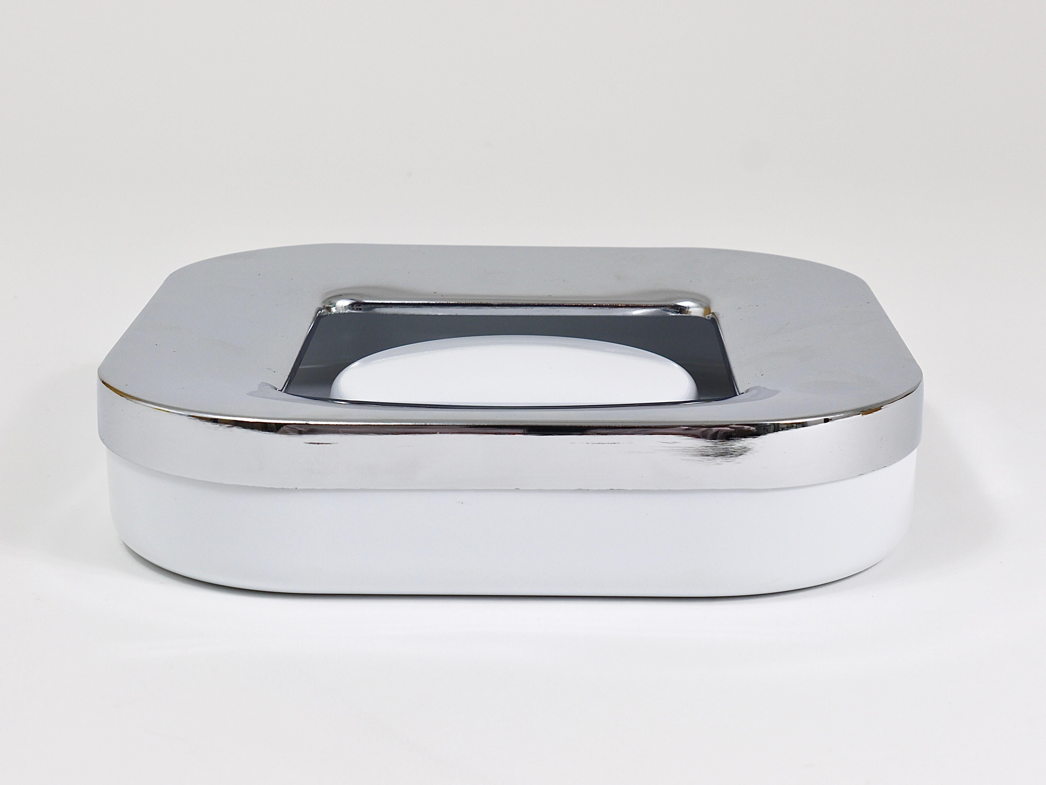 Mid-Century Modern Ico Parisi Square White Ashtray, Chrome & Melamine by Lamperti, Italy, 1970s For Sale