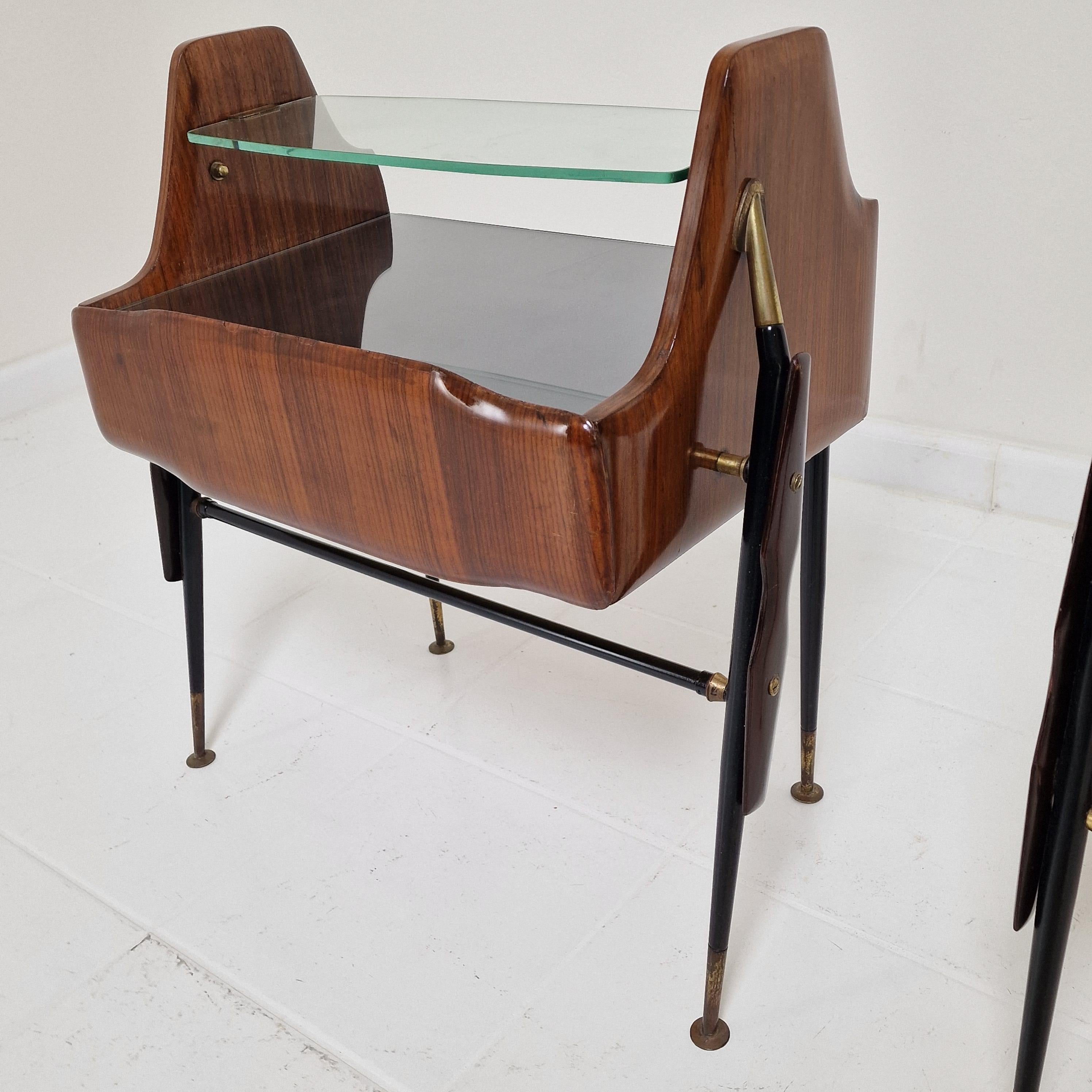 Mesillas de noche o mesillas de noche estilo Ico Parisi, Italia Años 50 en venta 2