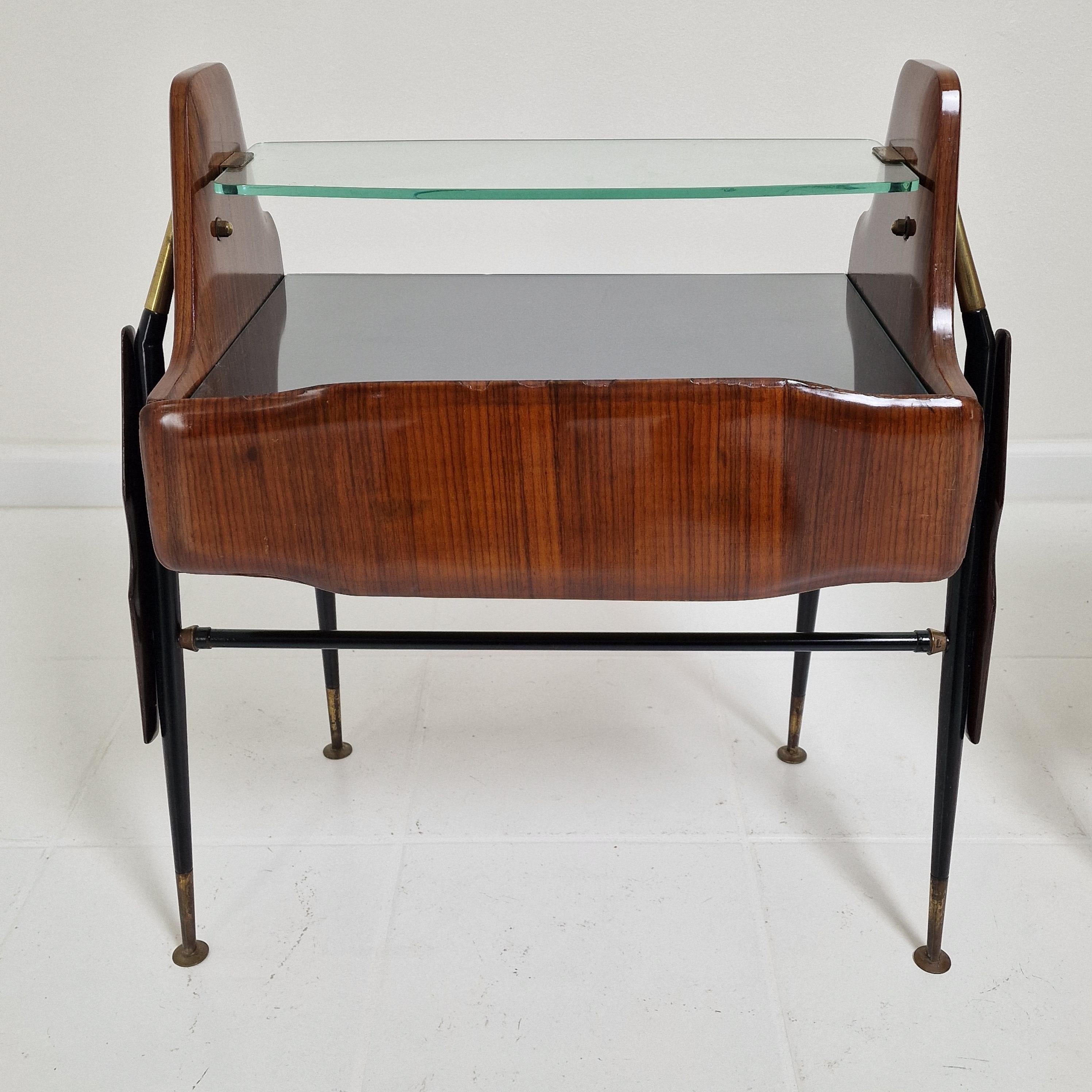 Mesillas de noche o mesillas de noche estilo Ico Parisi, Italia Años 50 en venta 1