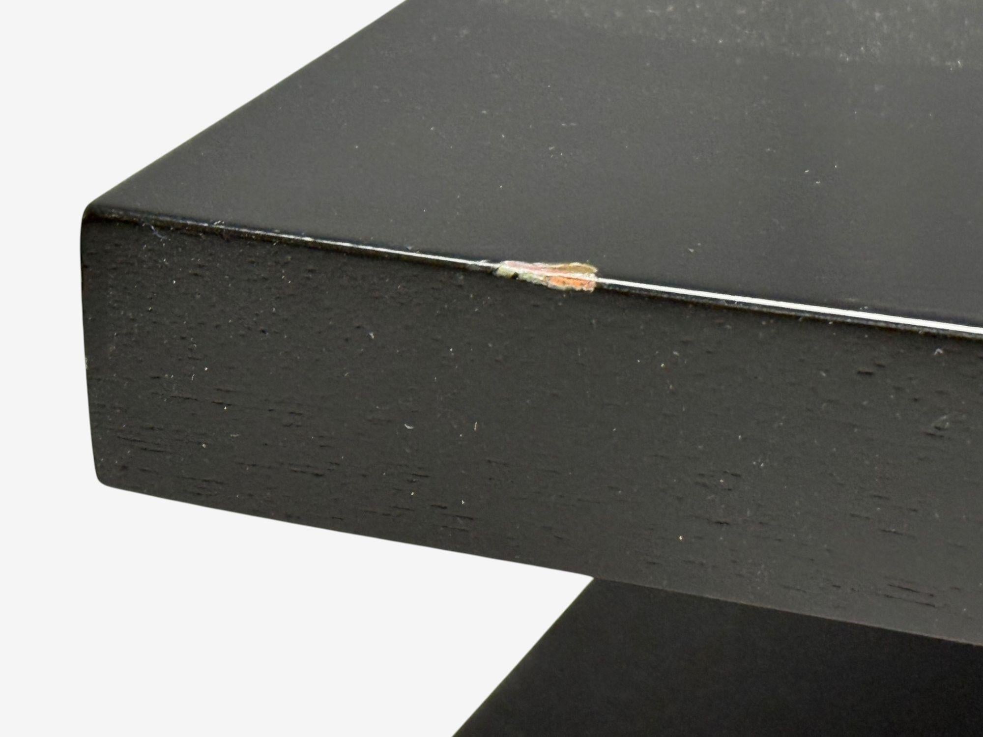 Tables d'appoint sculpturales, style Ico Parisi, en bois ébonisé et laiton, Europe, années 1950 en vente 5