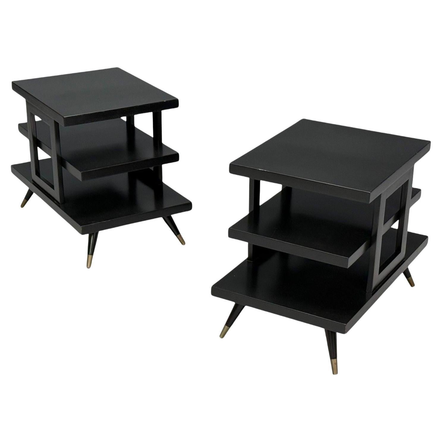 Tables d'appoint sculpturales, style Ico Parisi, en bois ébonisé et laiton, Europe, années 1950