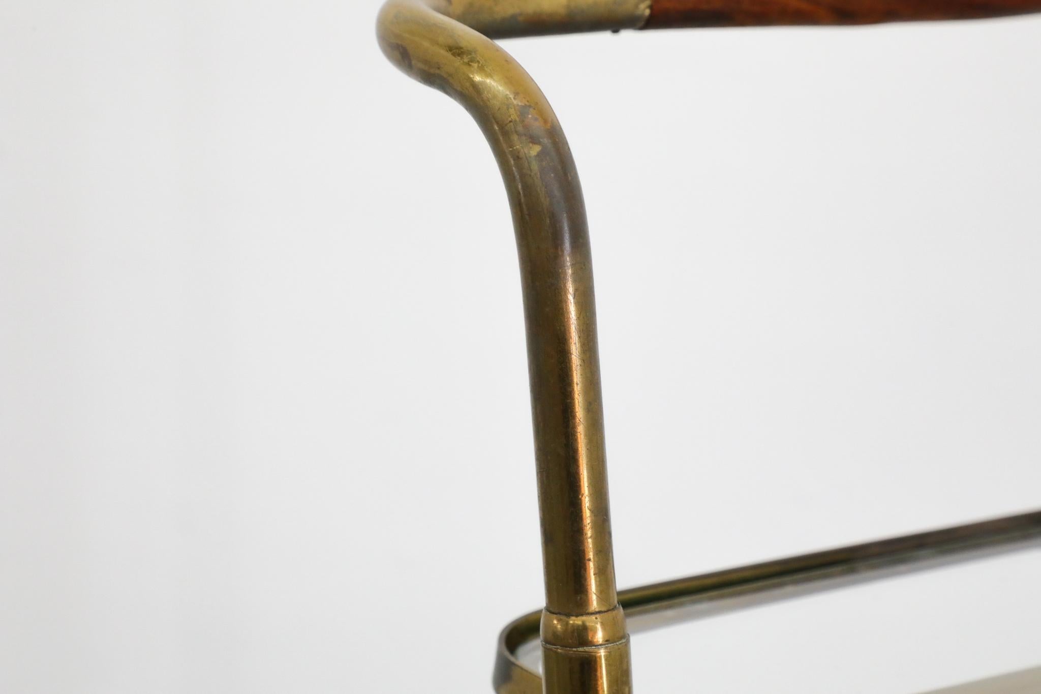 Chariot de bar italien de style Ico Parisi avec cadre décoratif en laiton par Cesare Lacca en vente 9